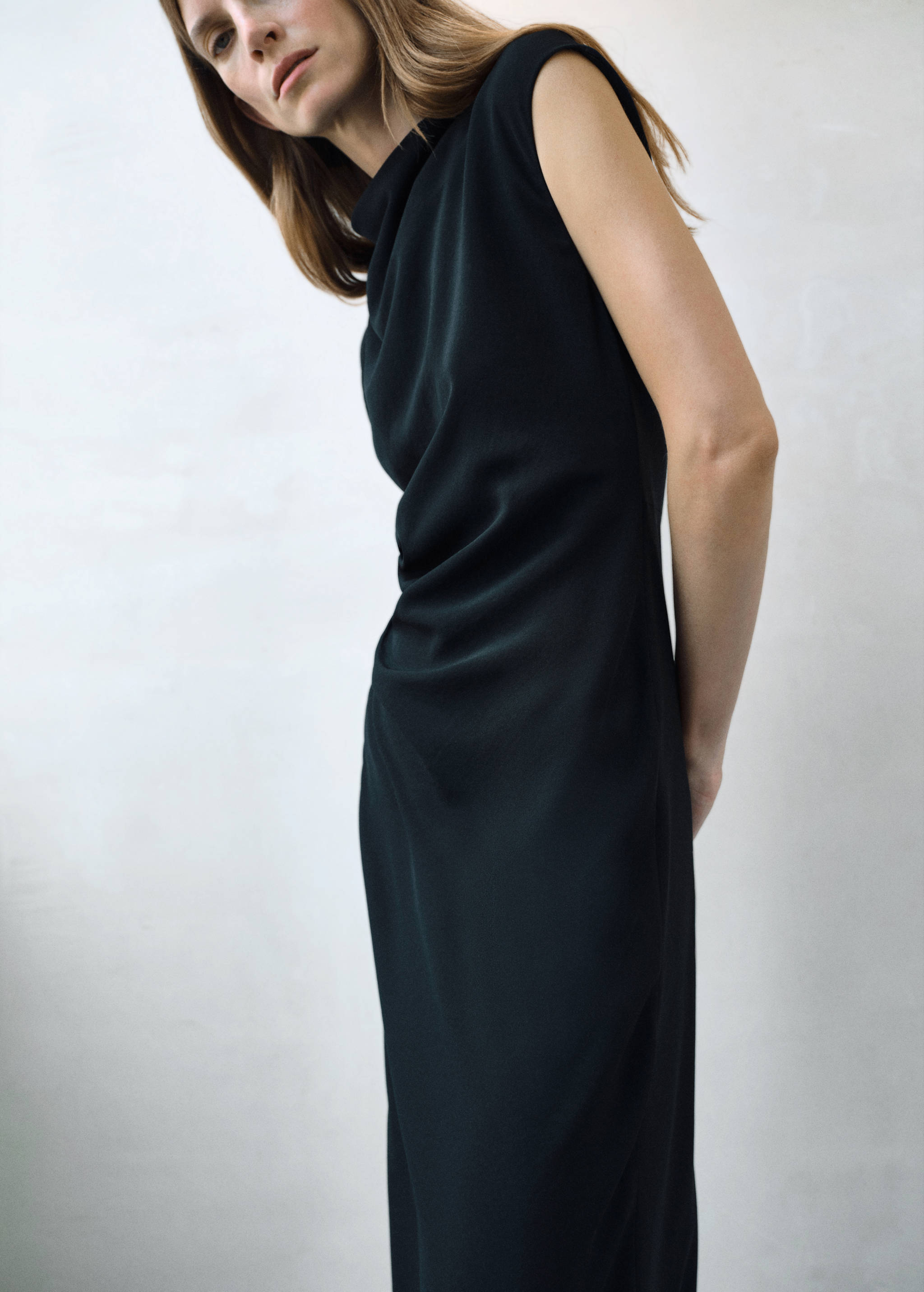 Ruched midi dress - Details of the article 1