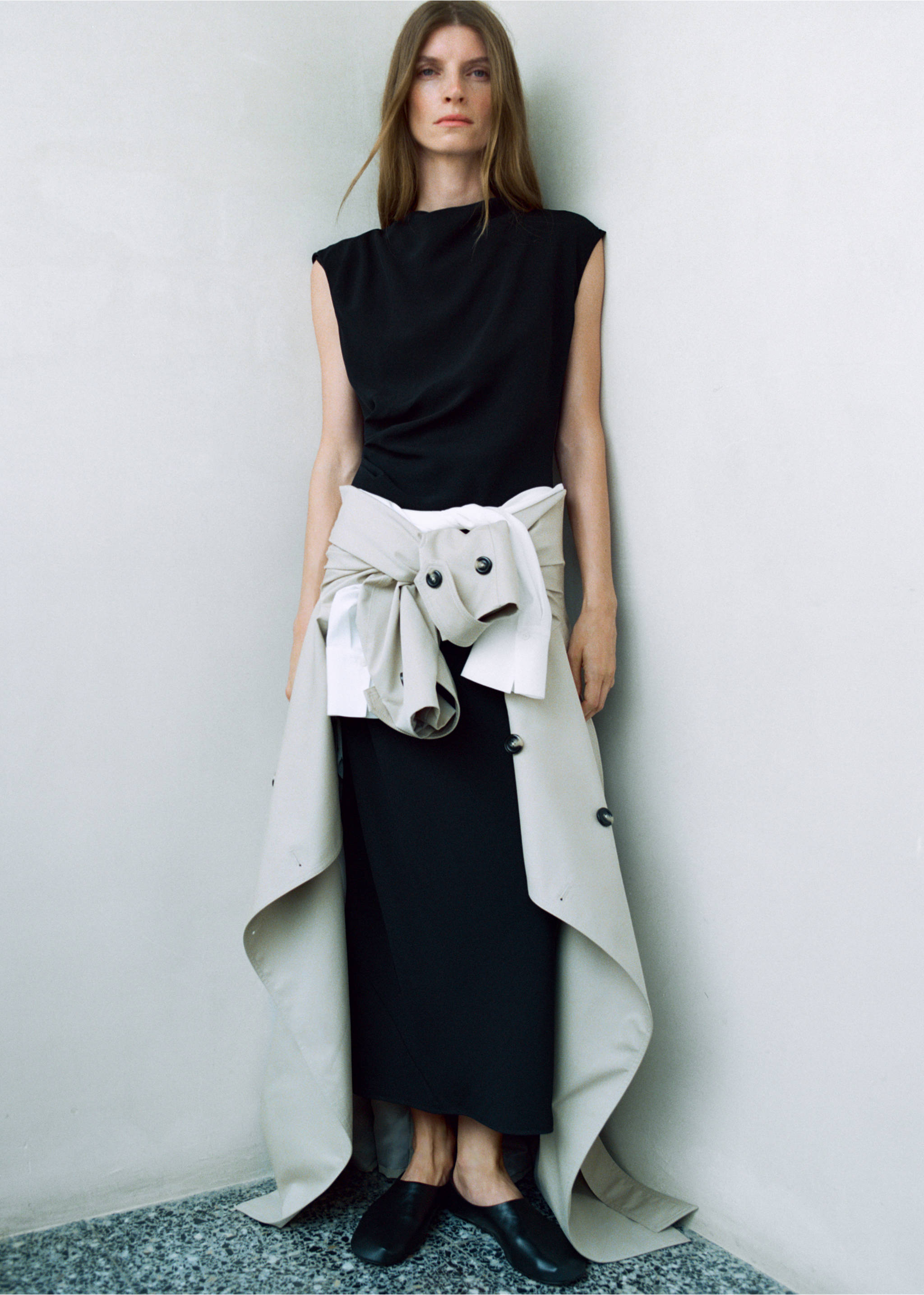 Ruched midi dress - Details of the article 4, Black. Ref: 17044087-00.