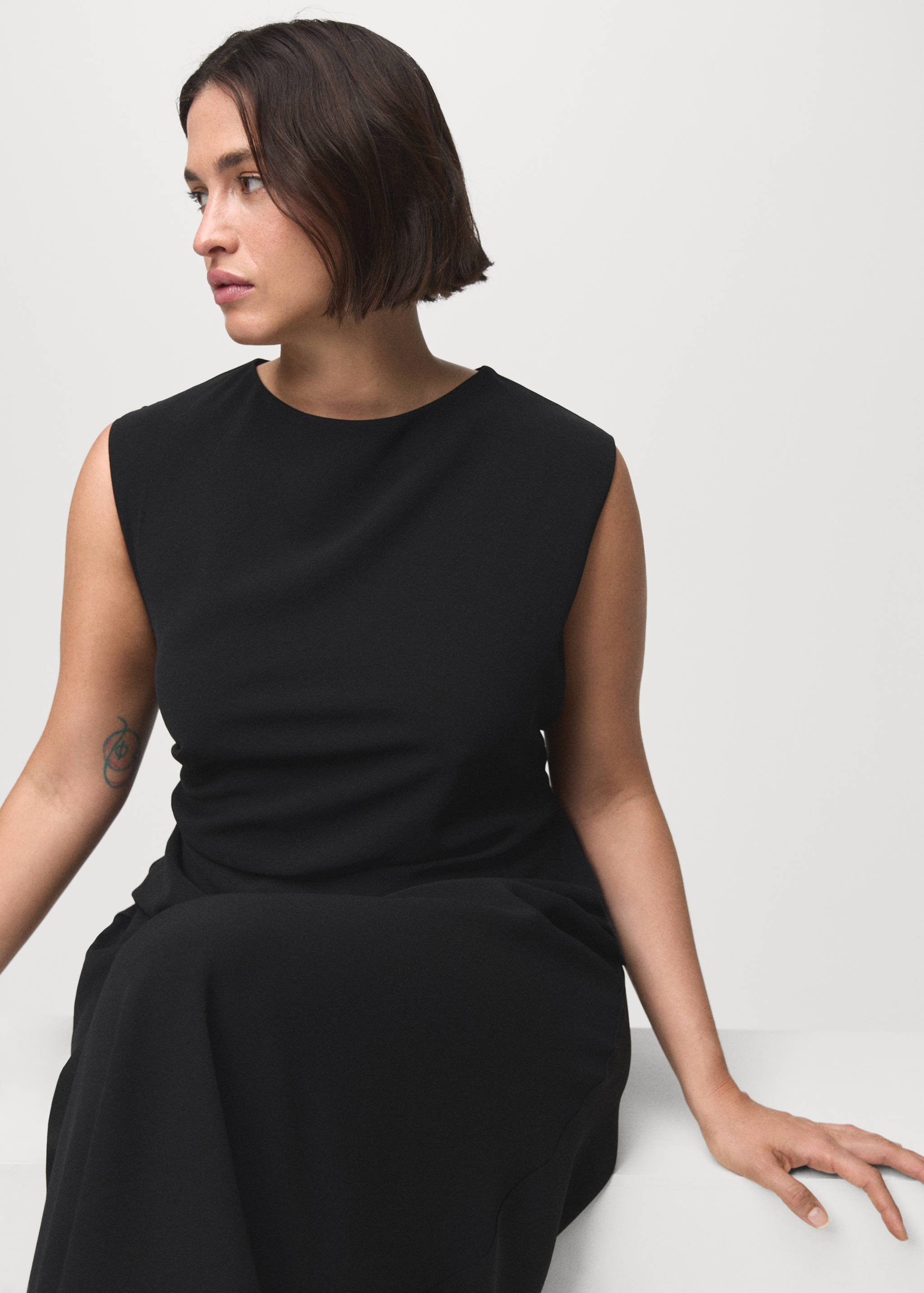 Ruched midi dress - Details of the article 4