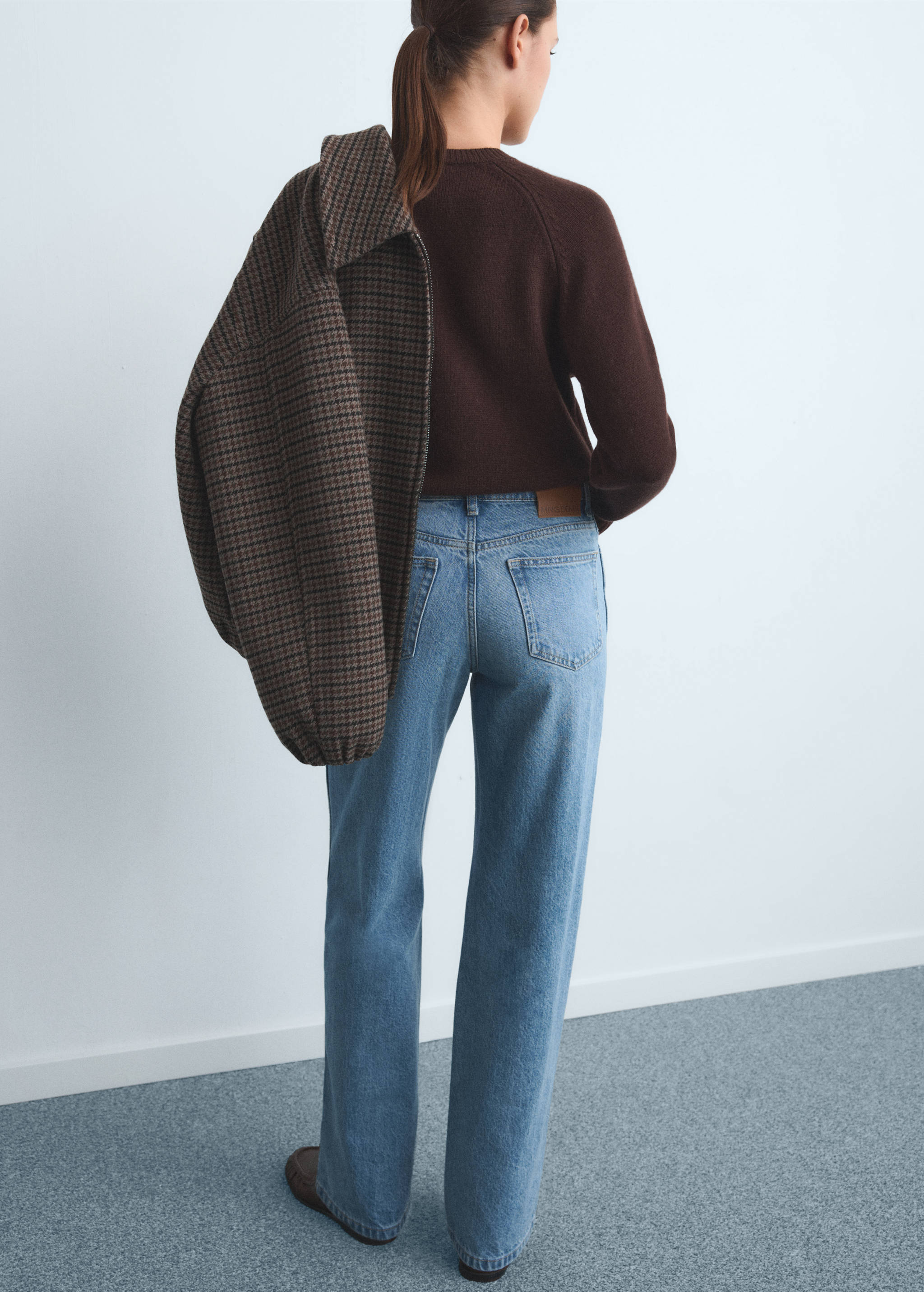 Jeans rectos tiro alto - Reverso del artículo