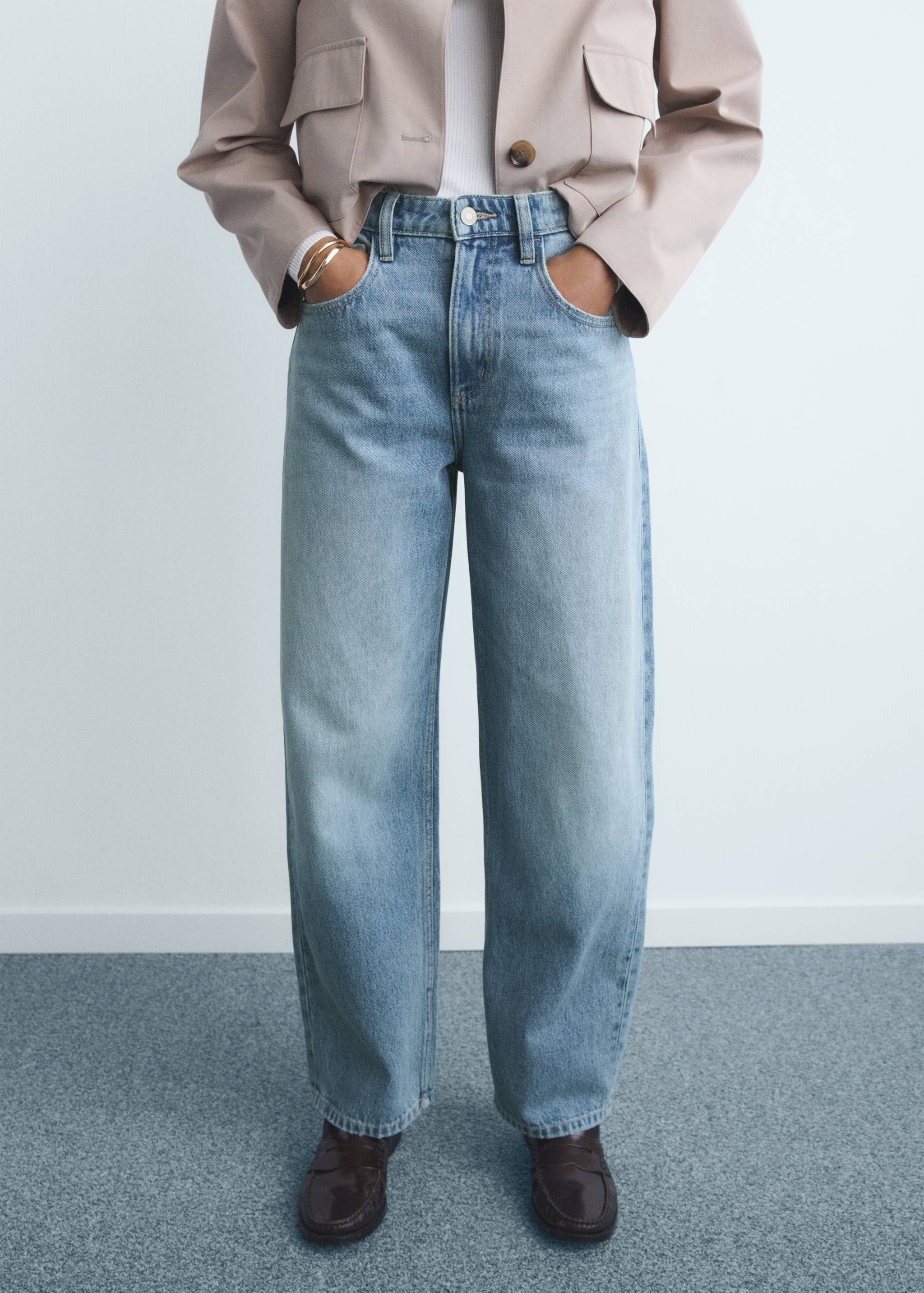 High-waisted barrel jeans - Medium plane