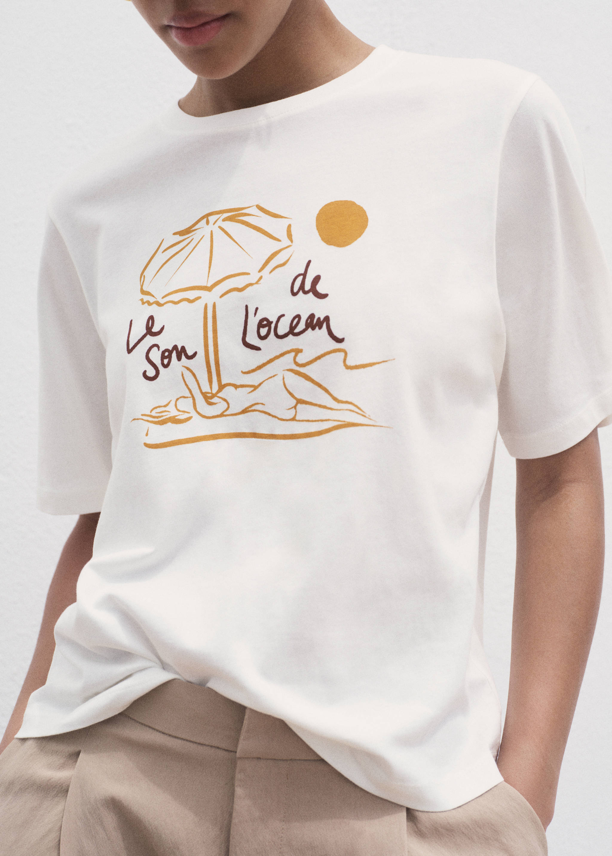 Short-sleeved printed t-shirt - Details of the article 3