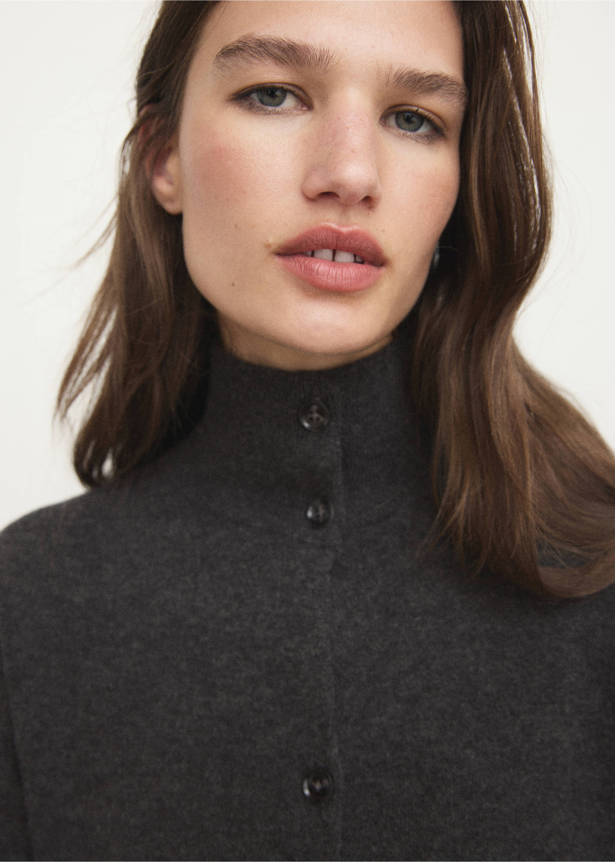 Cropped wool cardigan with buttons - Details of the article 1, Charcoal. Ref: 17044108-00.
