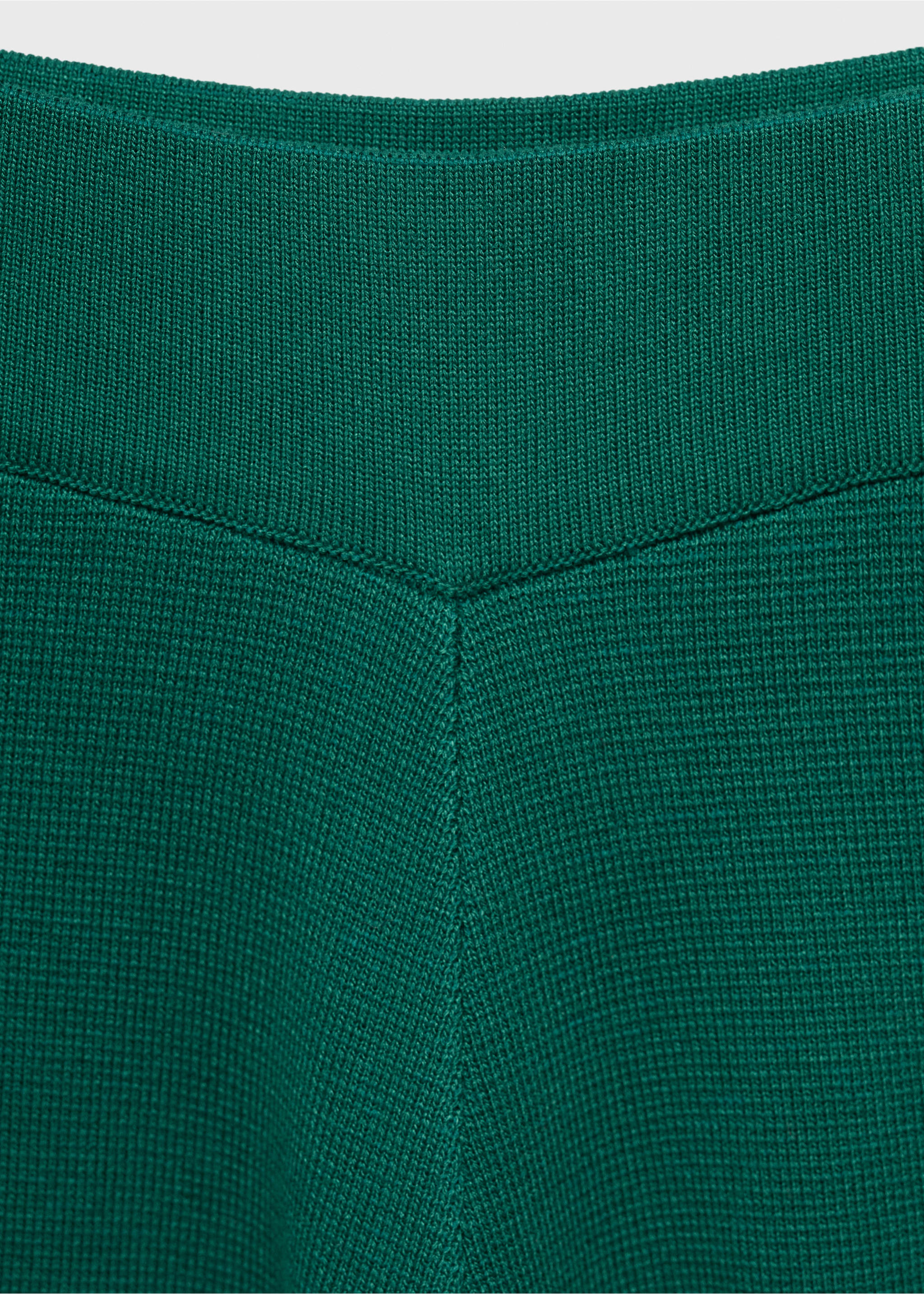 Fine-knit straight-fit trousers - Details of the article 8, Dark Green. Ref: 17044139-00.