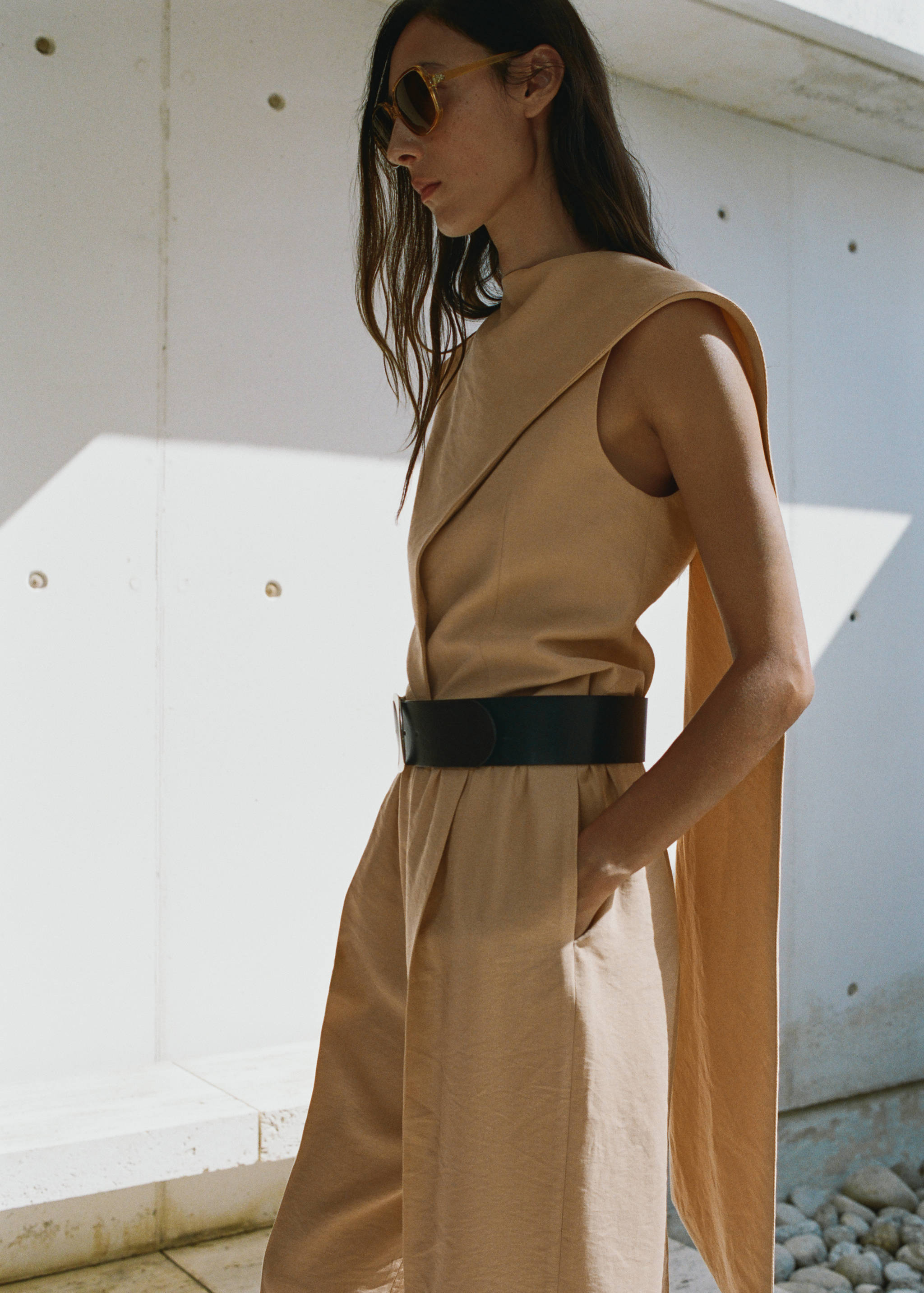 Asymmetrical foulard top - Details of the article 7