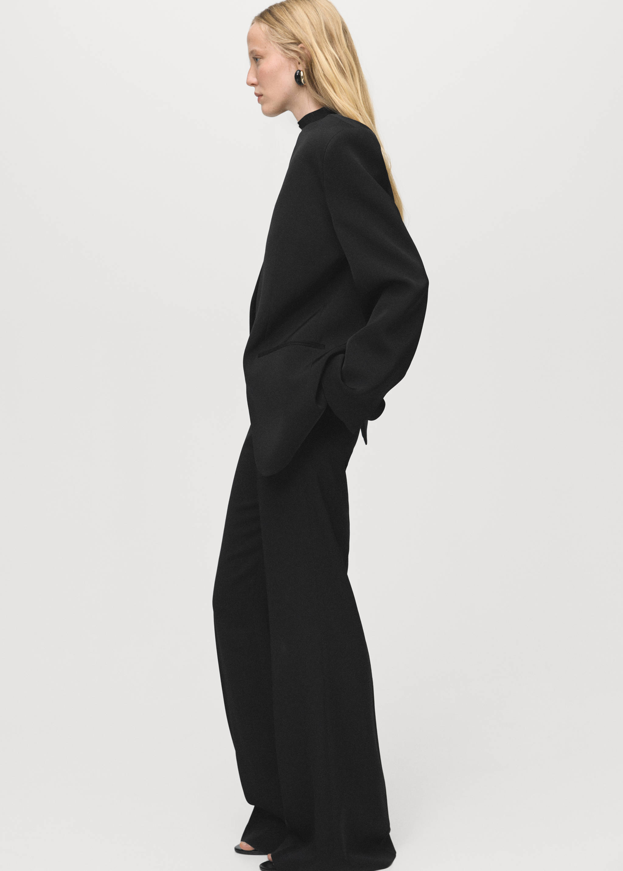 Double-breasted suit blazer - Details of the article 6
