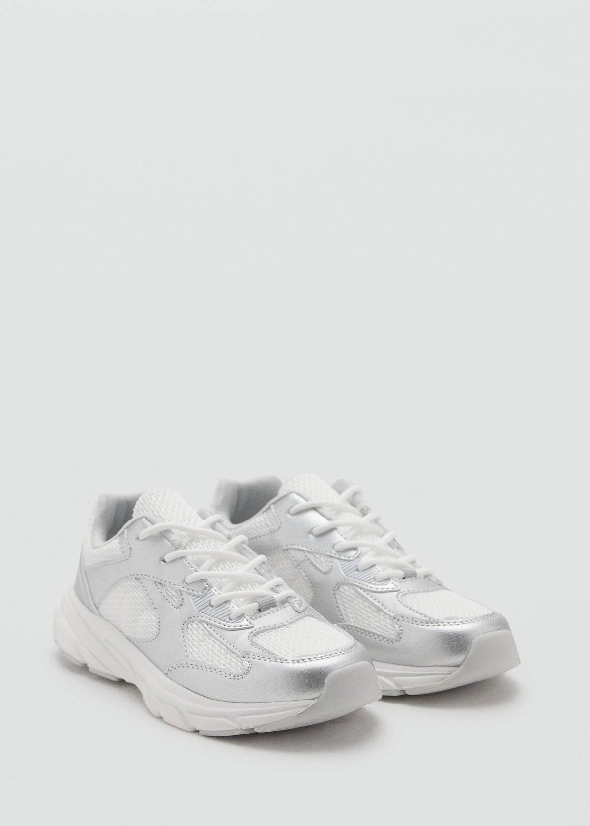 Combined trainers with laces