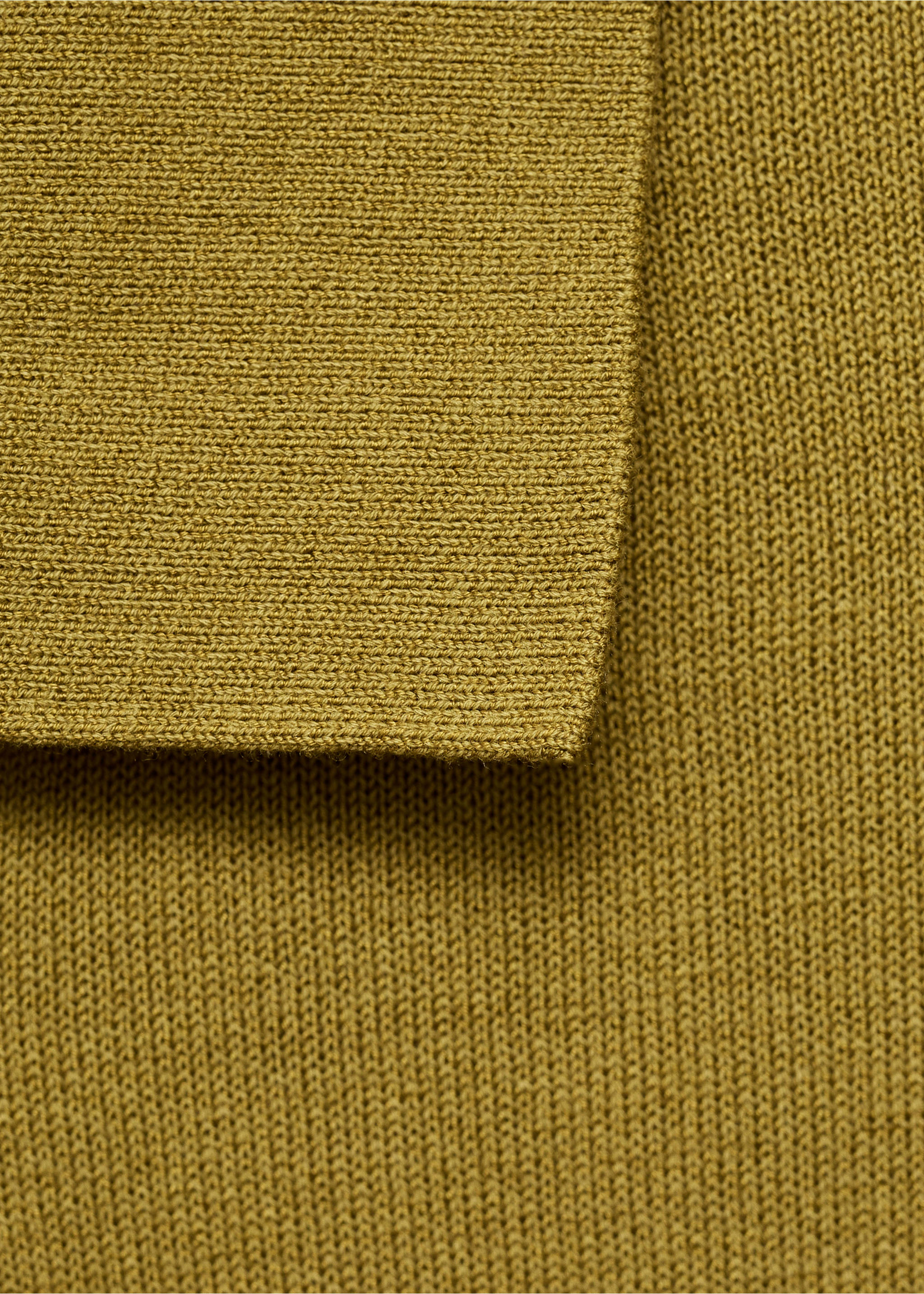 Polo maille coton - Détail de l'article 8, Olive. Ref: 17044425-00.