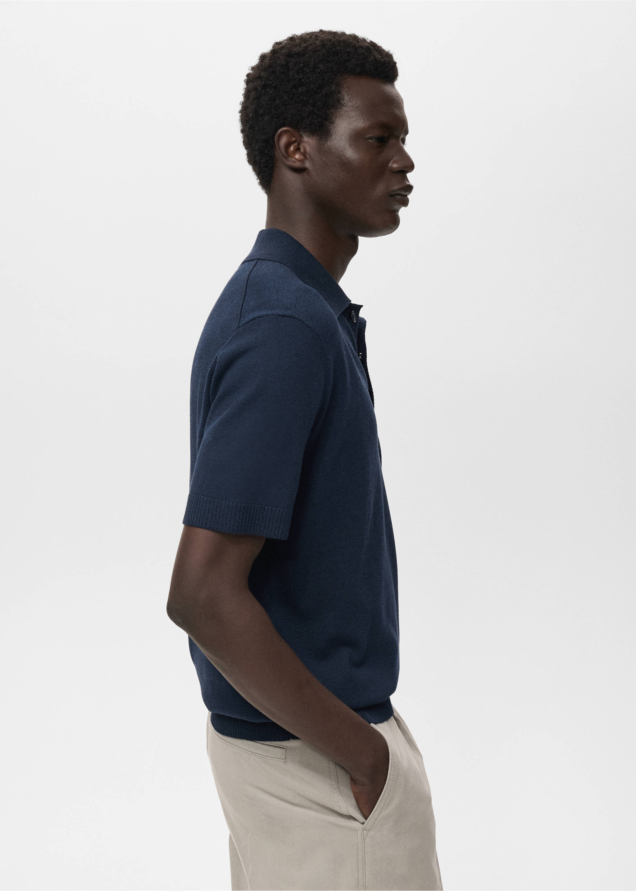 Cotton knitted polo shirt - Details of the article 2, Navy. Ref: 17044425-00.