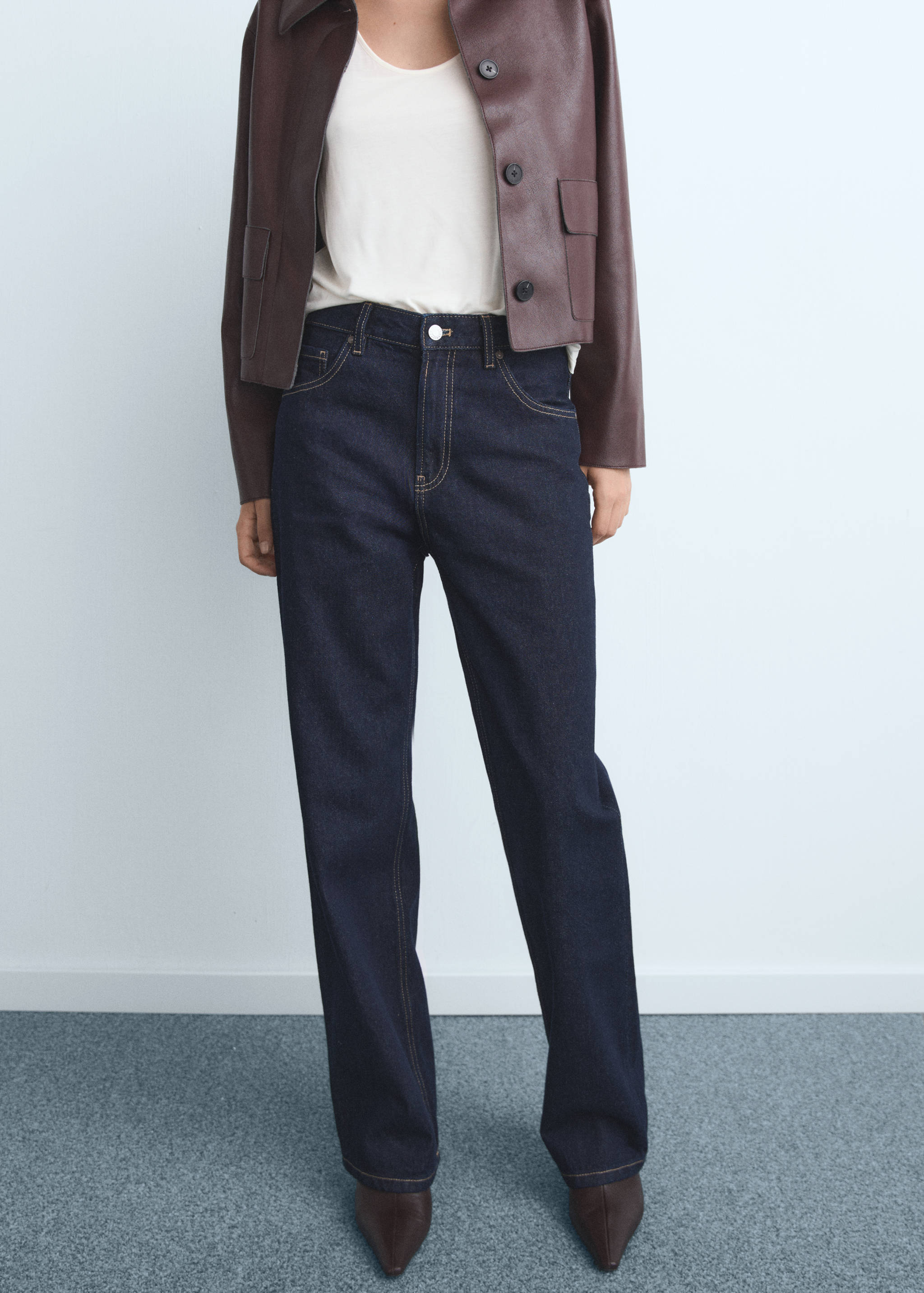 Miami medium-rise straight-fit jeans - Medium plane