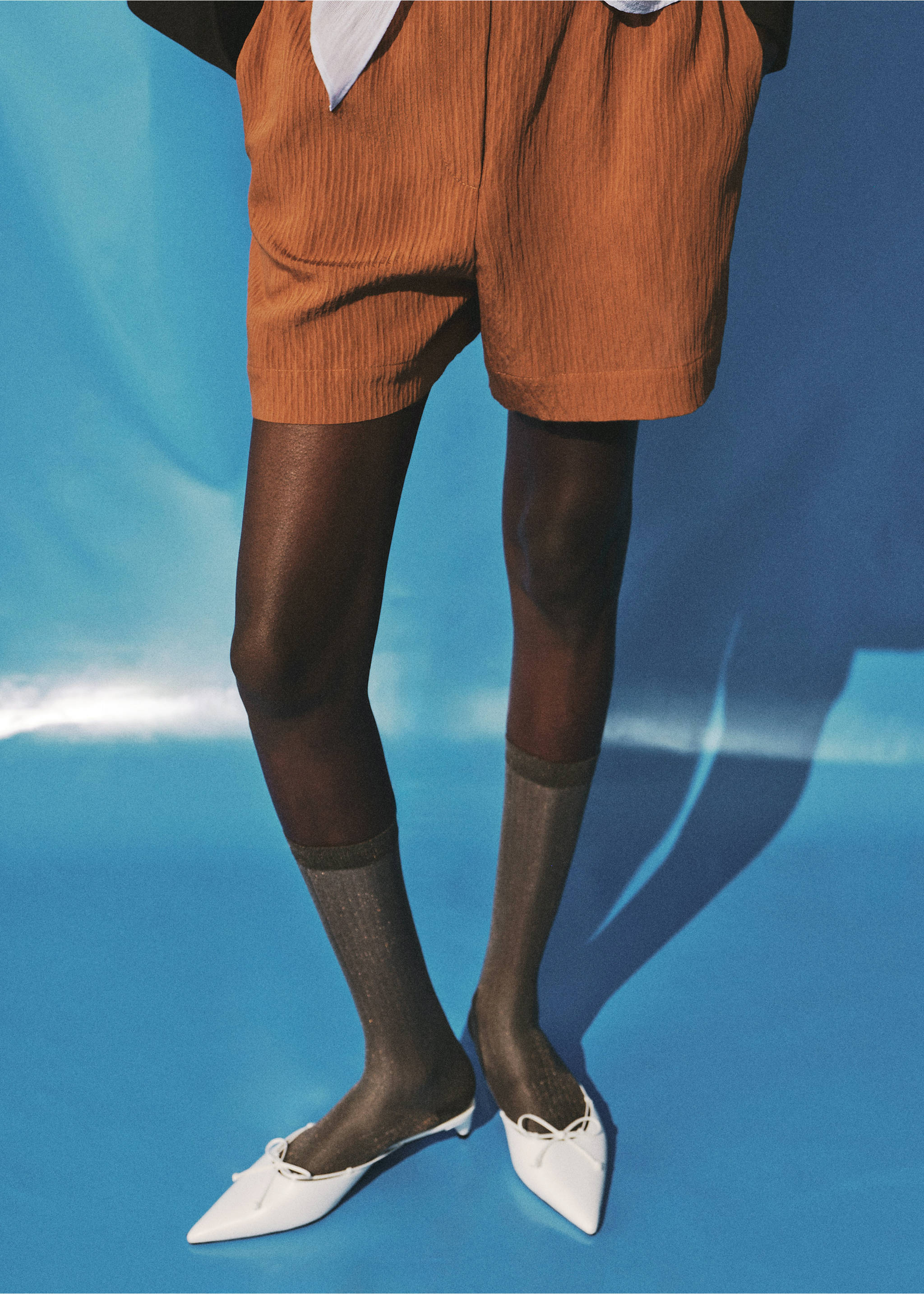Textured shorts with contrasting trim - Medium plane, Brown. Ref: 17044787-00.