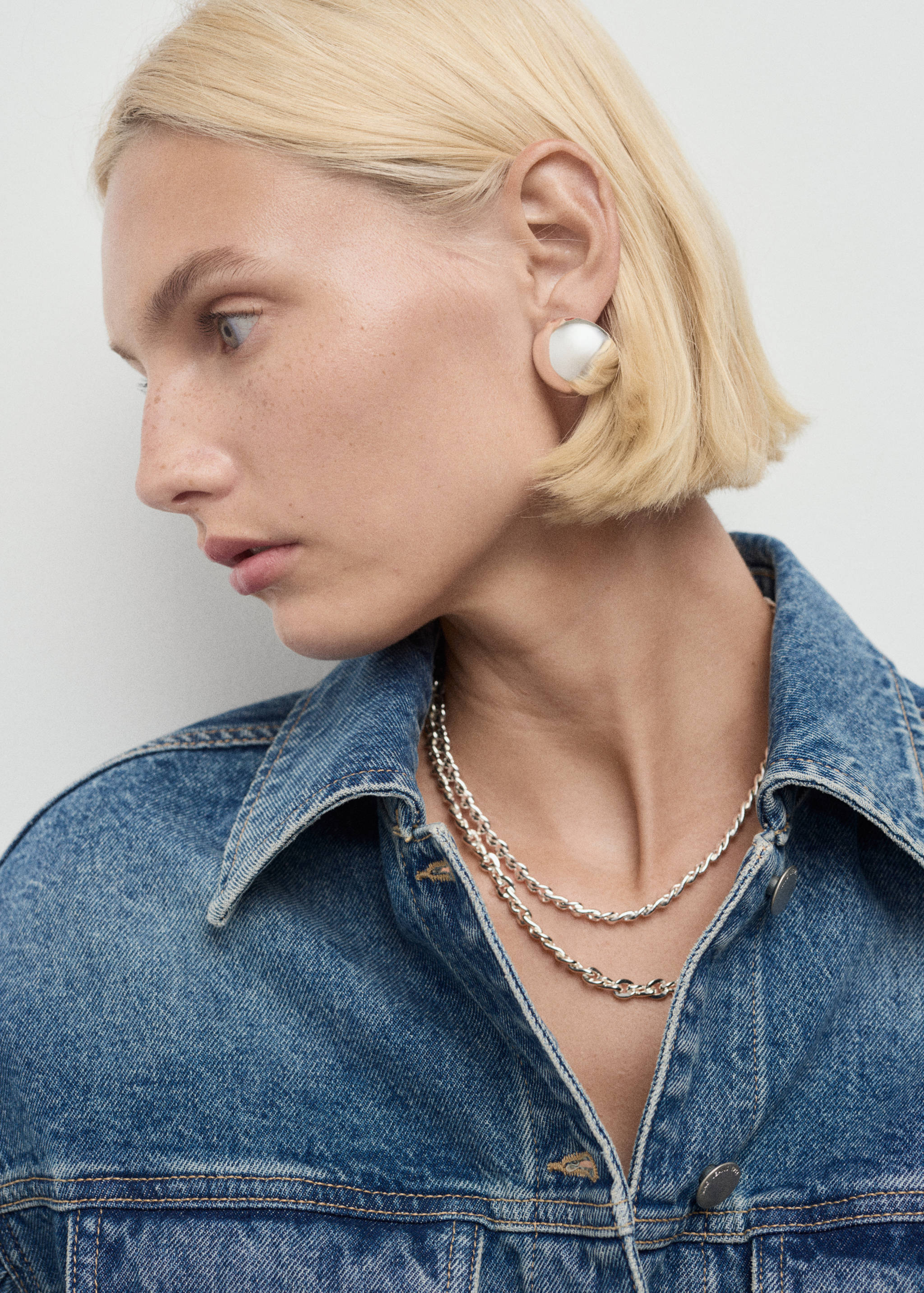 Veste jean cintrée à poches - Détail de l'article 1