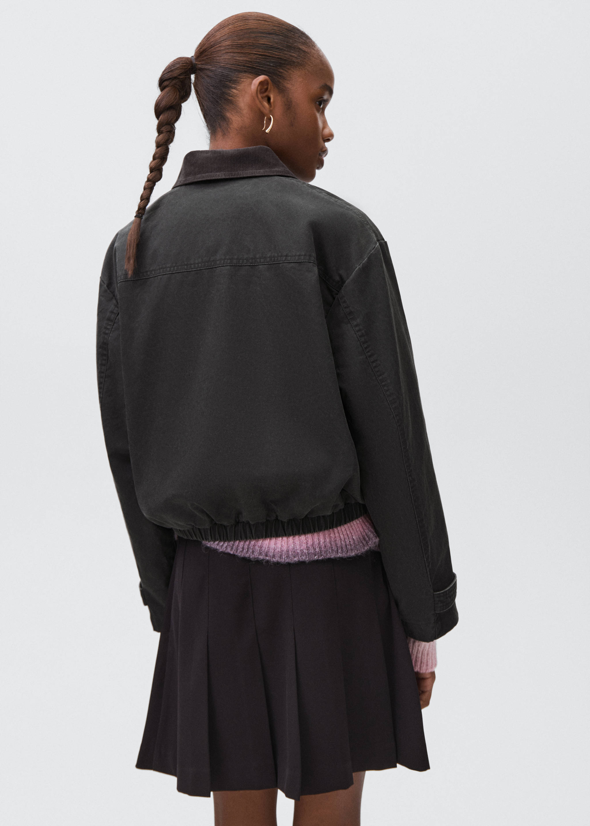 Bomber jacket with shirt collar - Reverse of the article