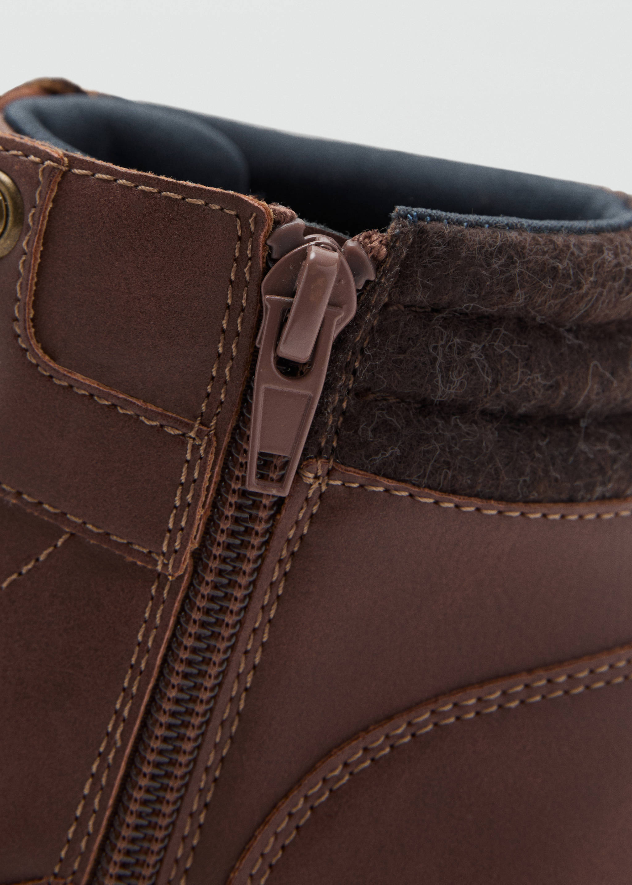 Bergstiefel mit Reißverschluss - Detail des Artikels 2
