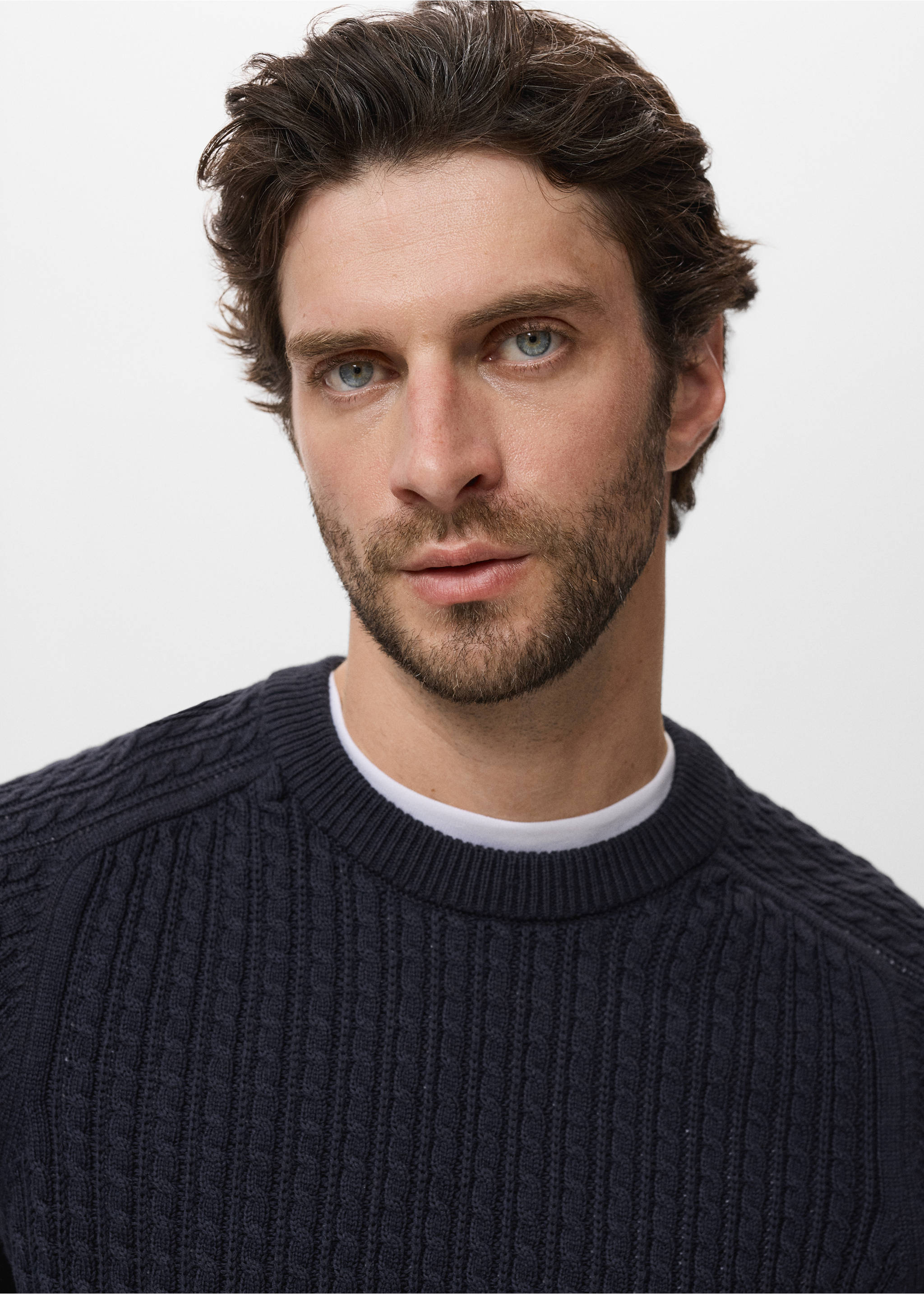 100% cotton braided sweater - Details of the article 1, Navy. Ref: 17045150-00.