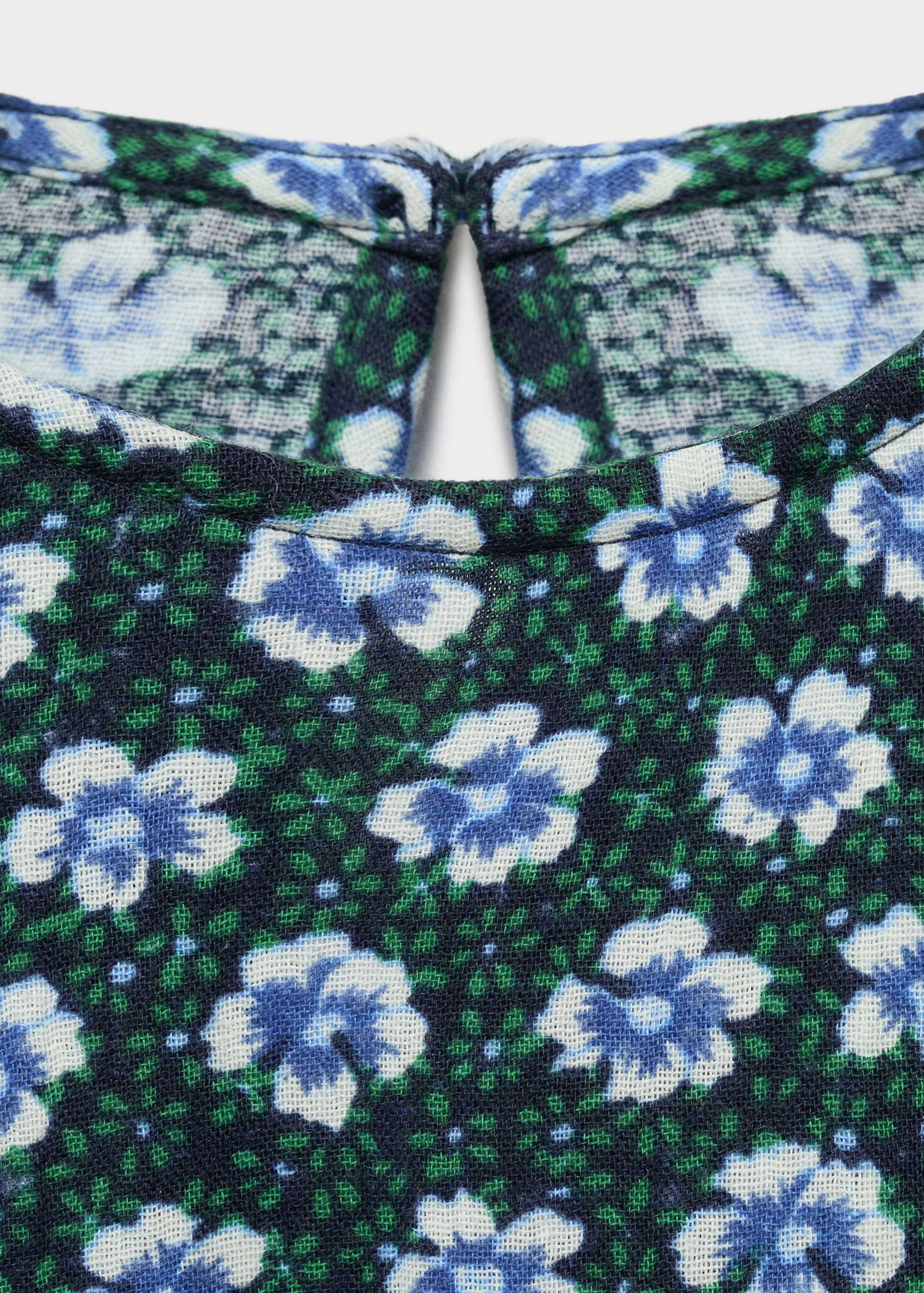 Ruched floral dress - Details of the article 8