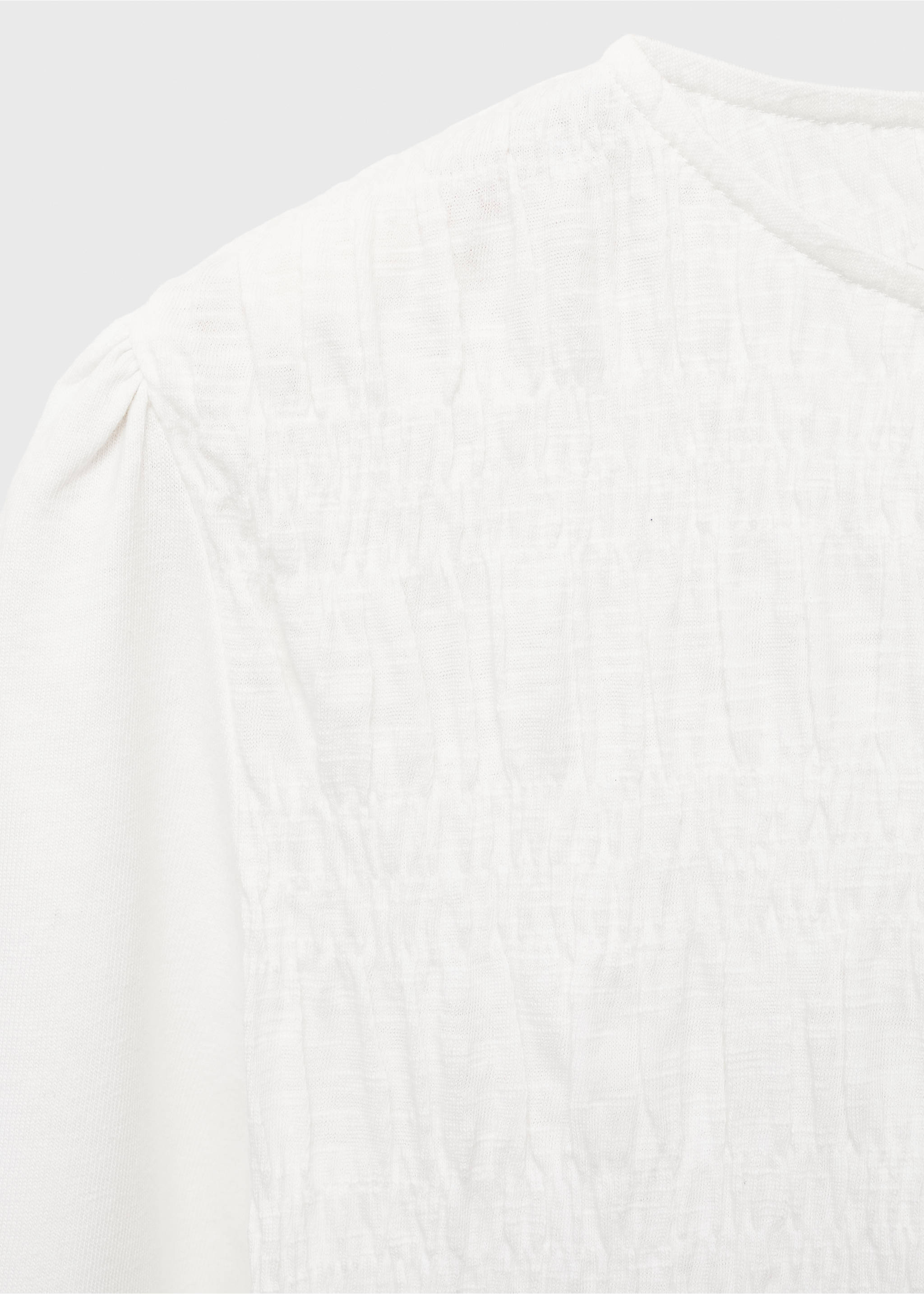 Long-sleeved t-shirt with ruffles - Details of the article 8, Off White. Ref: 17045157-00.