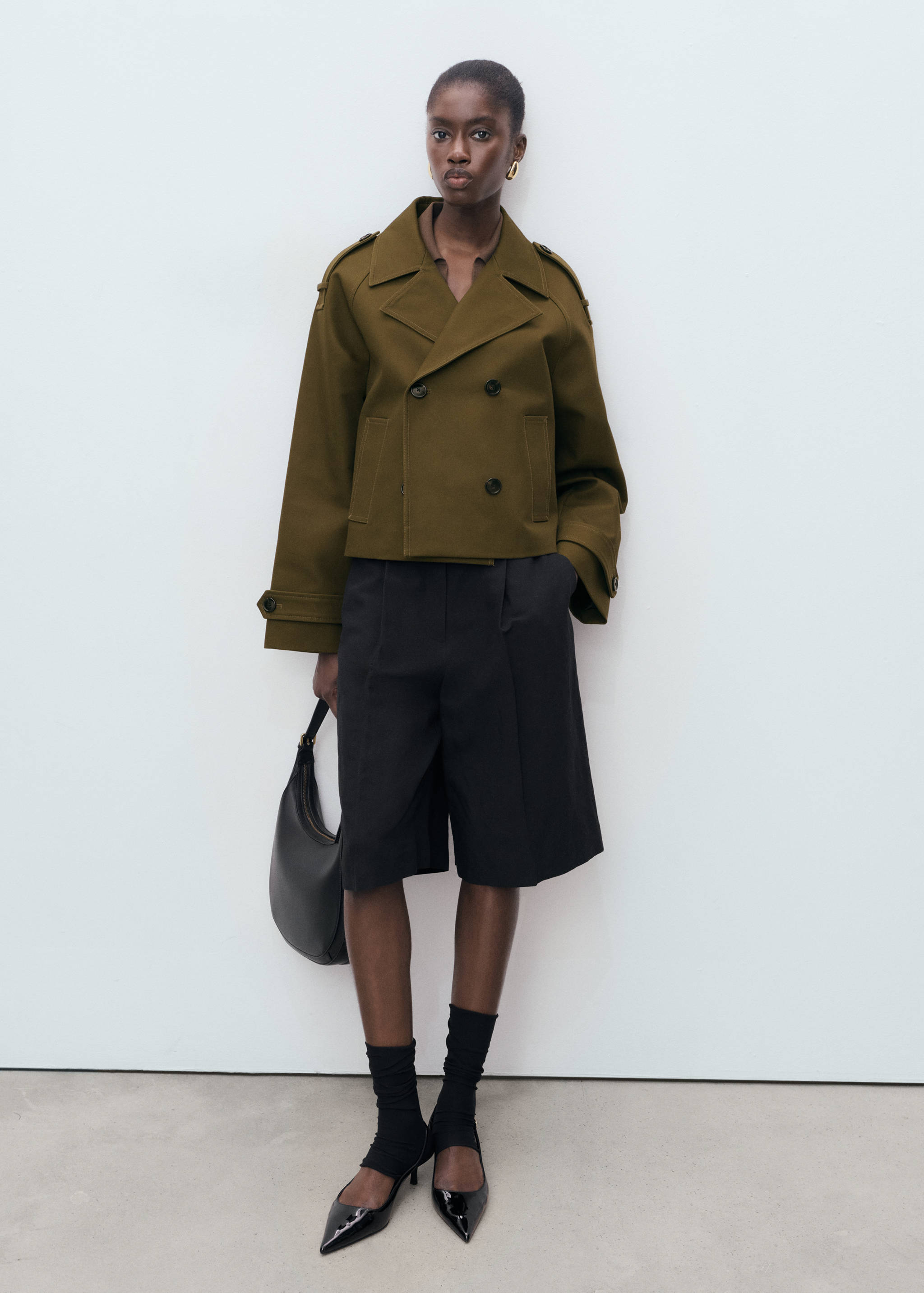 Oversized short double-breasted trench coat - General plane