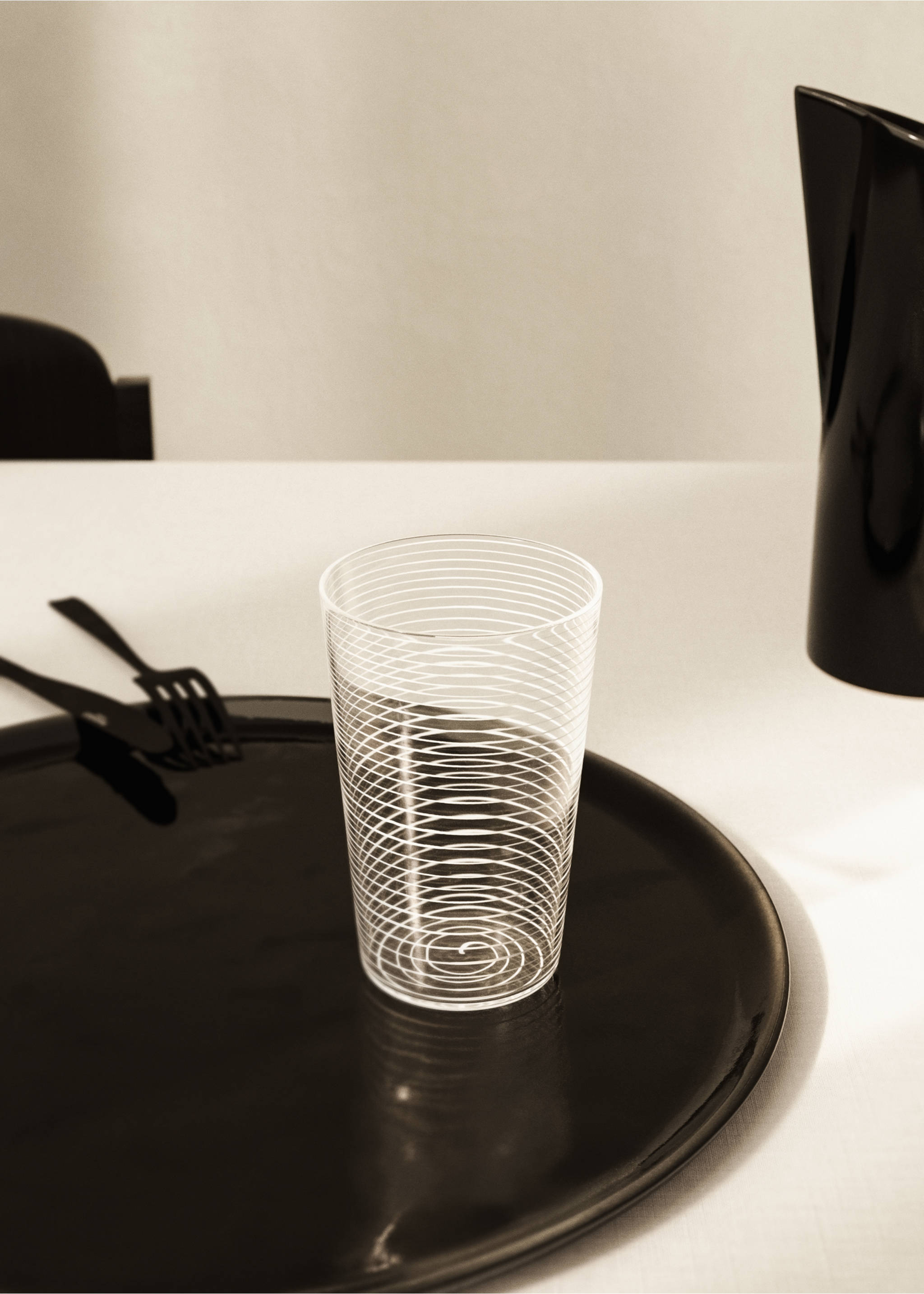 Borosilicate tumbler with lines - General plane, White. Ref: 17045164-00.
