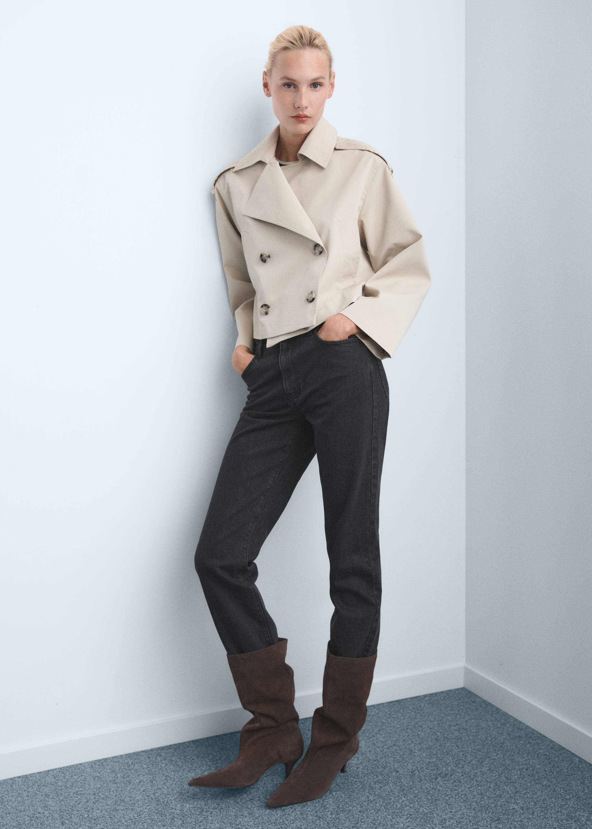 Slim-fit high-waist jeans - Details of the article 2