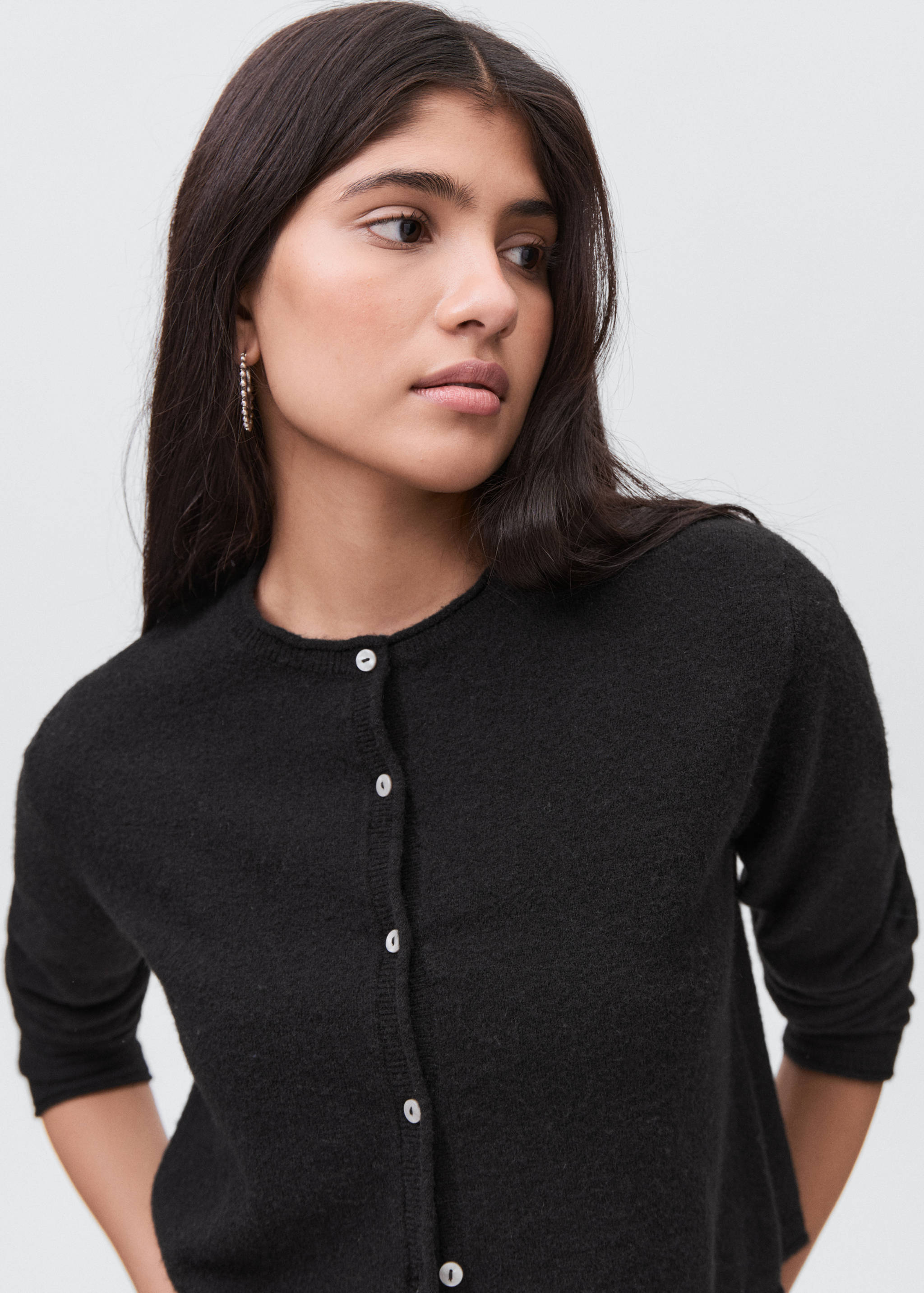 Knitted button cardigan - Details of the article 1