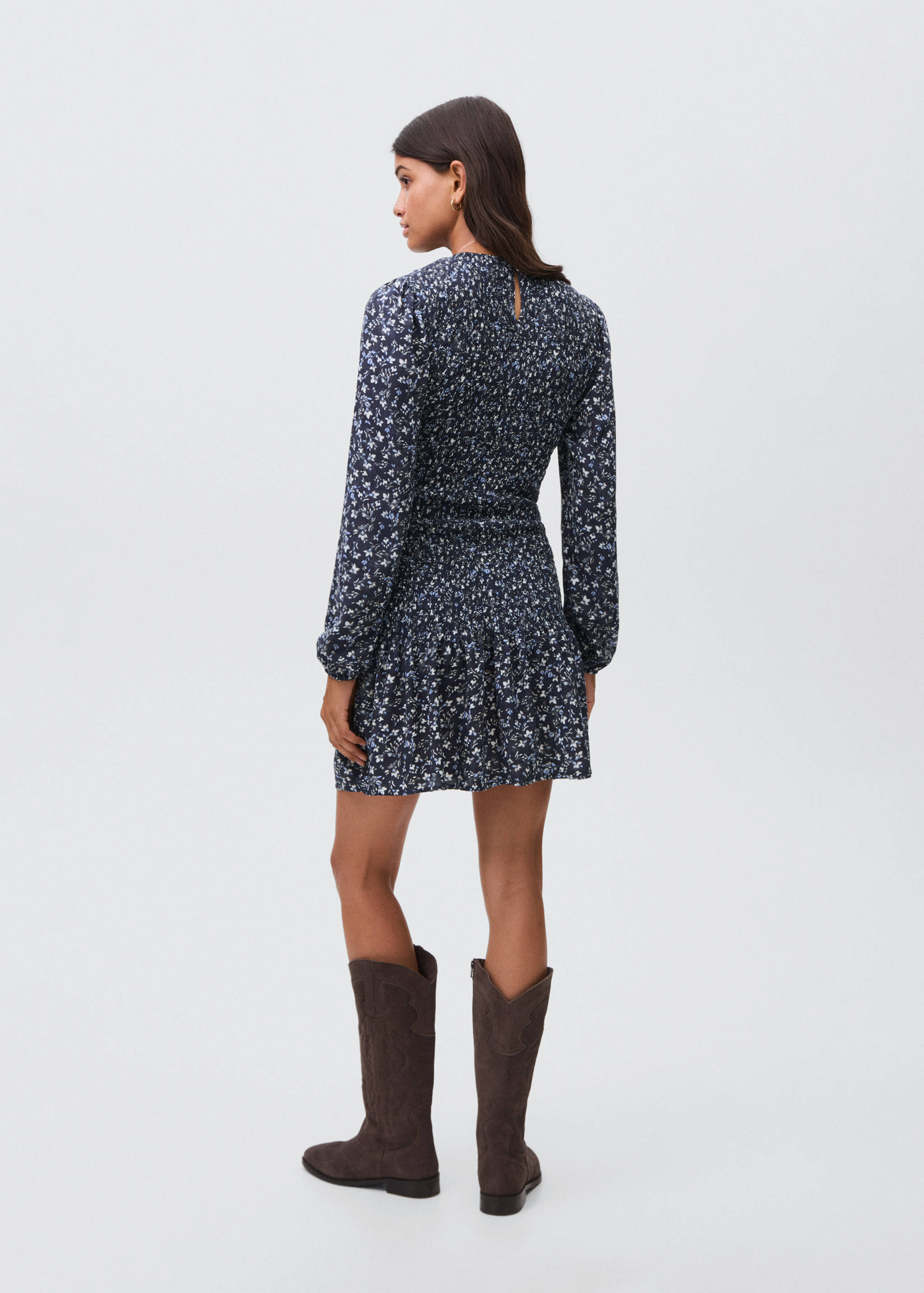 Ruffled floral dress - Reverse of the article