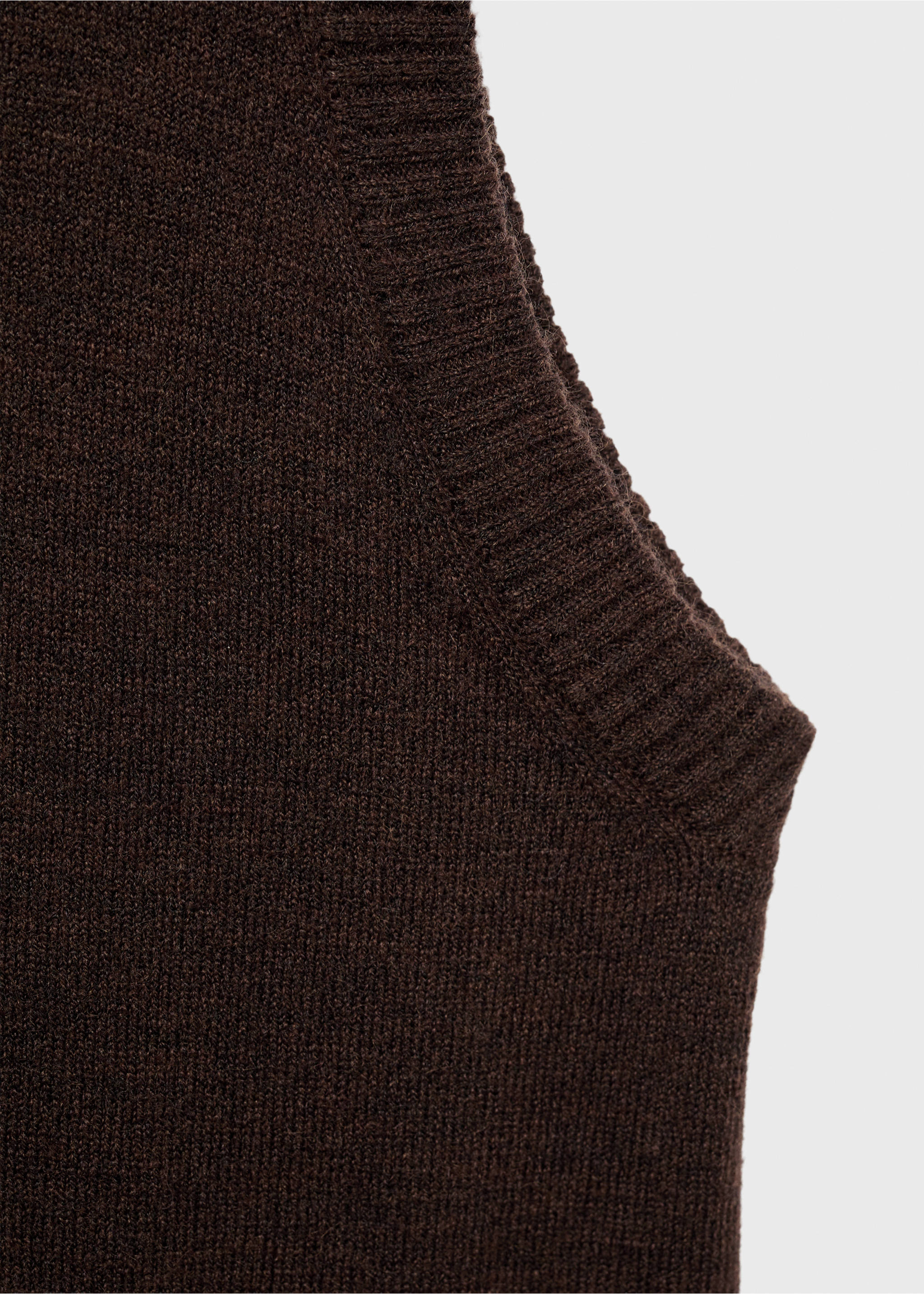 Gebreide jurk met omgeslagen col - Detail van het artikel 8, Chocoladebruin. Ref: 17045804-00.