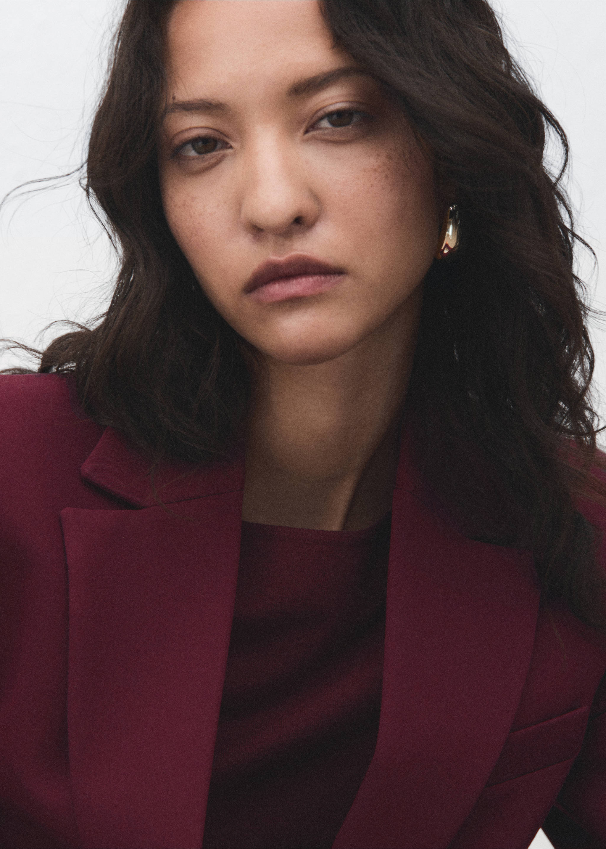 Fitted suit blazer - Details of the article 1, Wine. Ref: 17045806-00.