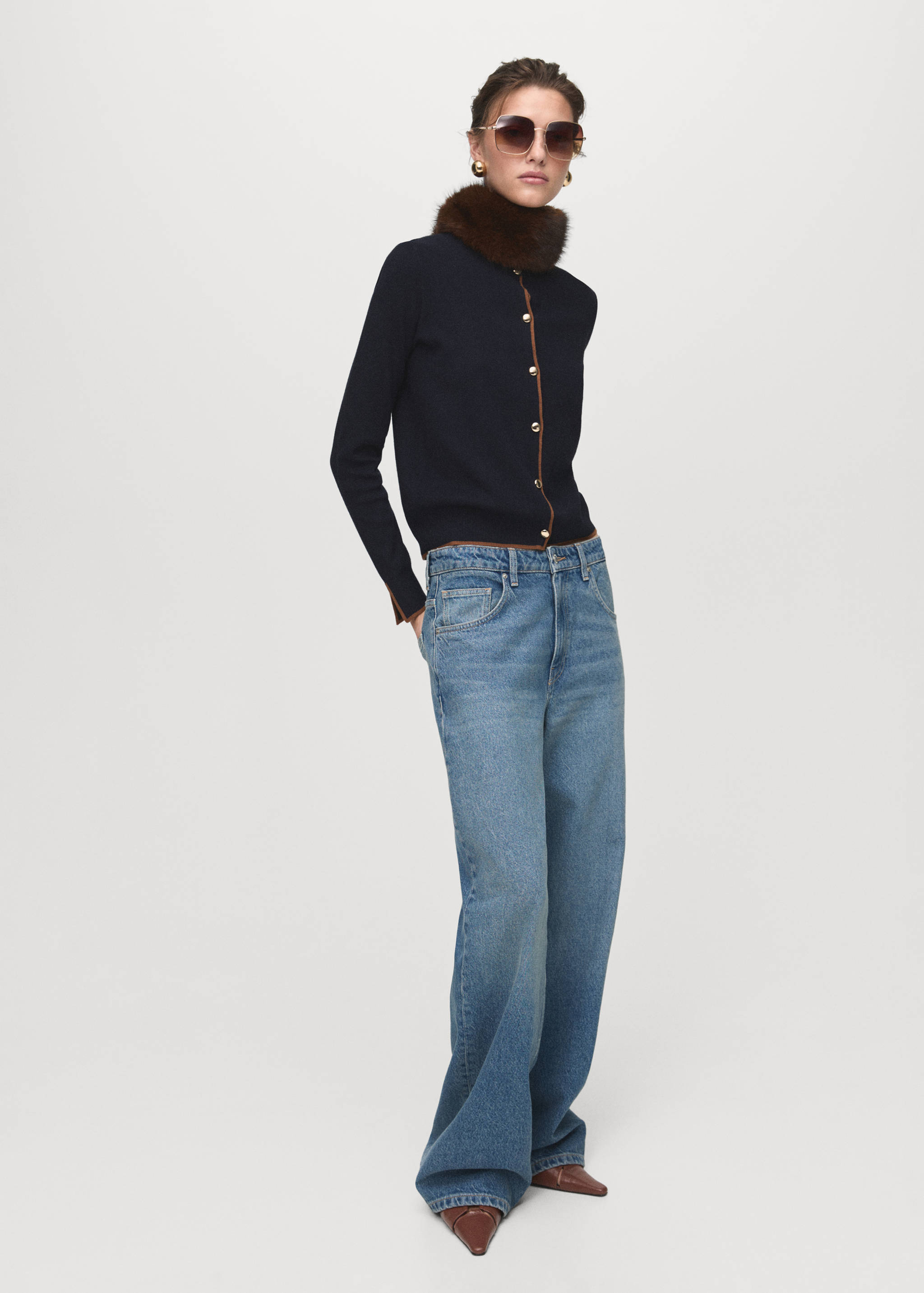 Cardigan with cuff opening - General plane