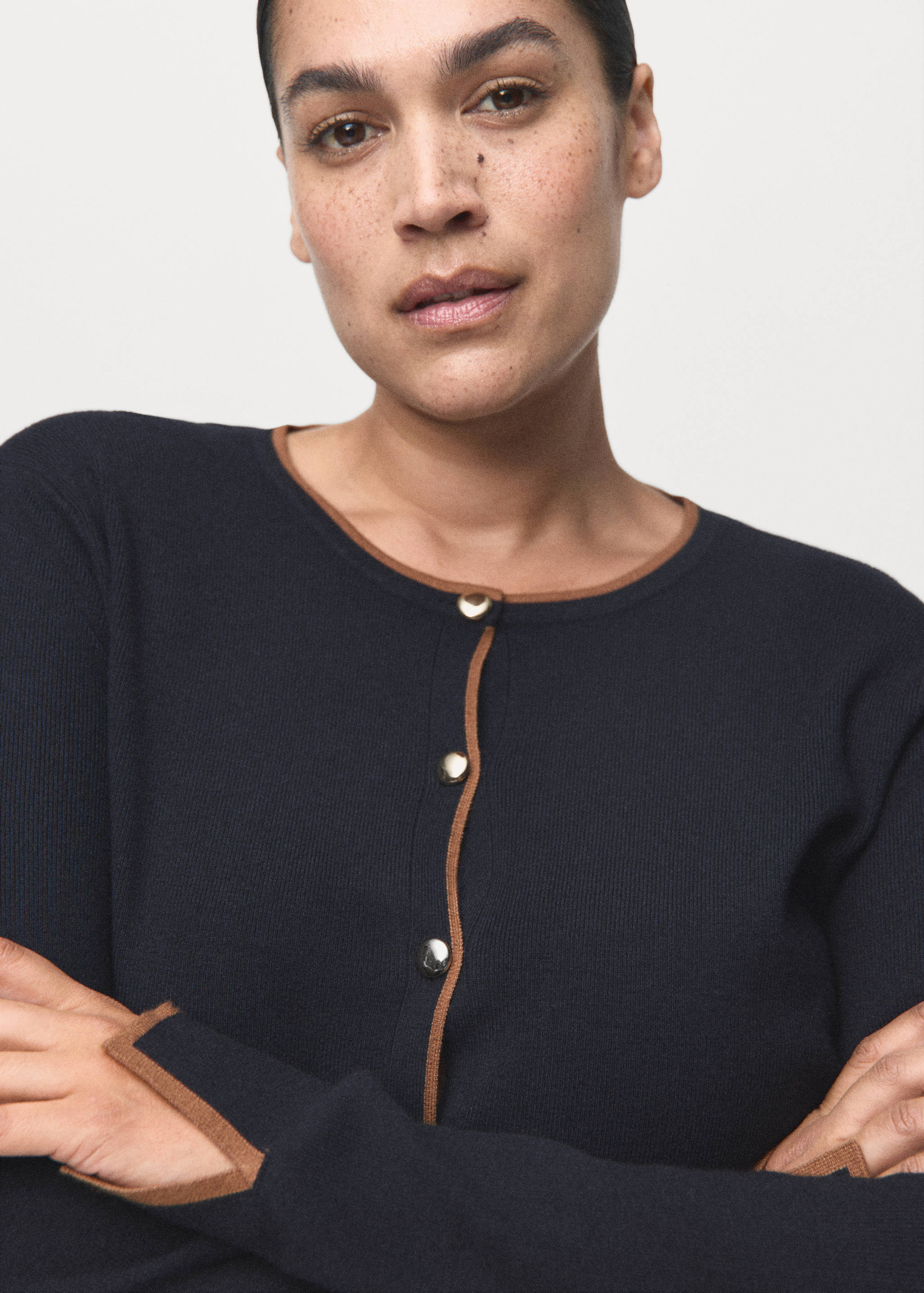 Cardigan with cuff opening - Details of the article 4