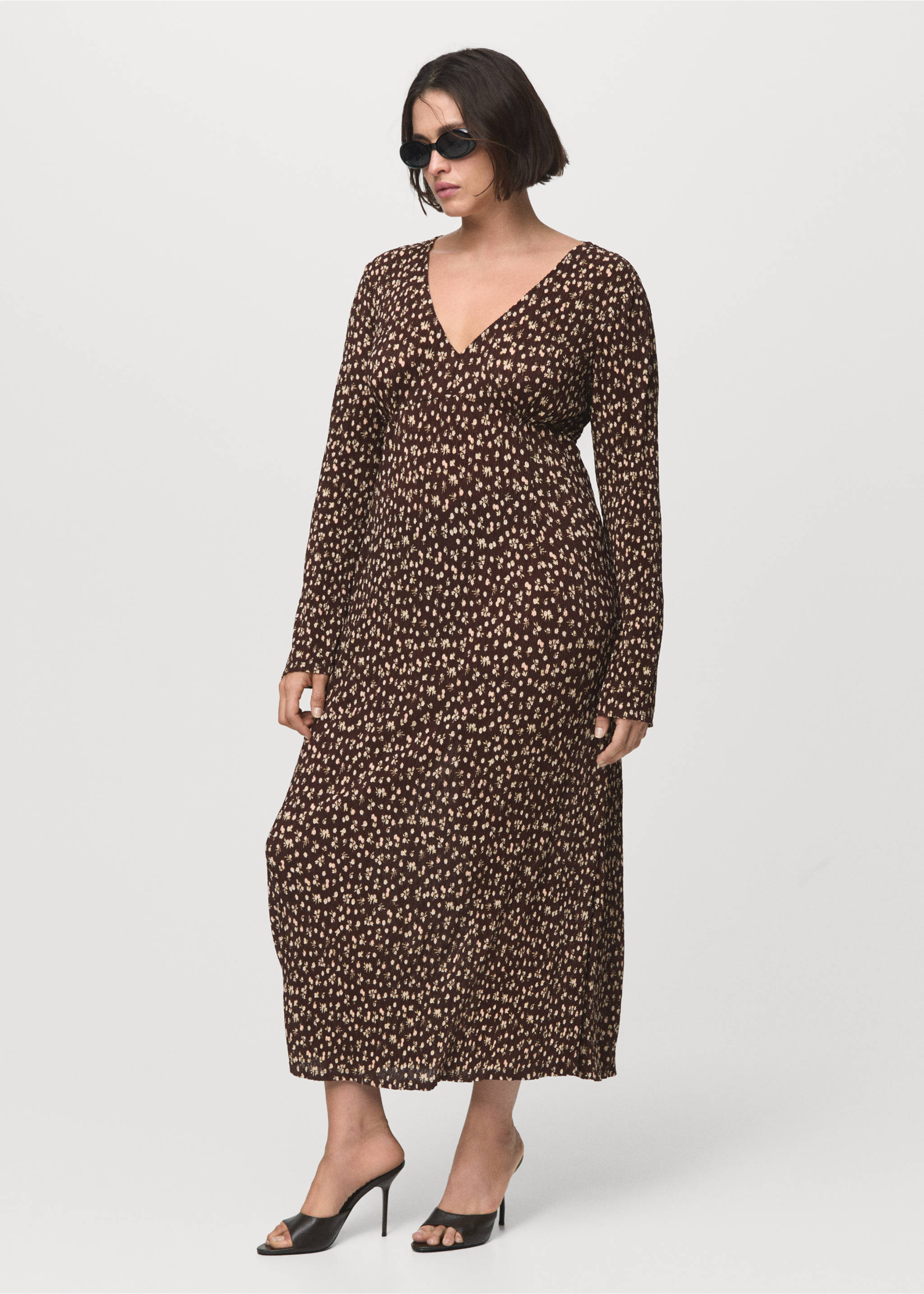 Printed V-neck dress - Details of the article 6, Brown. Ref: 17045812-00.