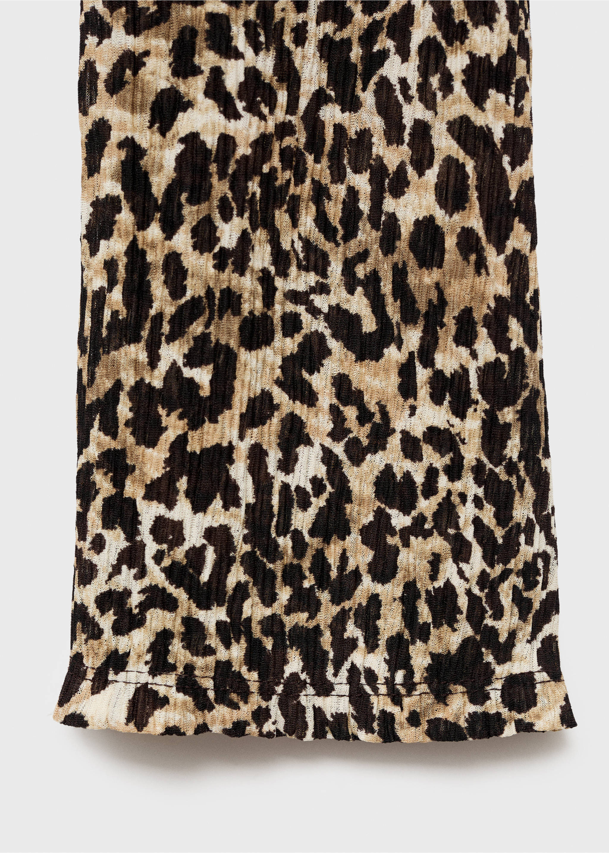 Printed V-neck dress - Details of the article 0, Black. Ref: 17045812-00.