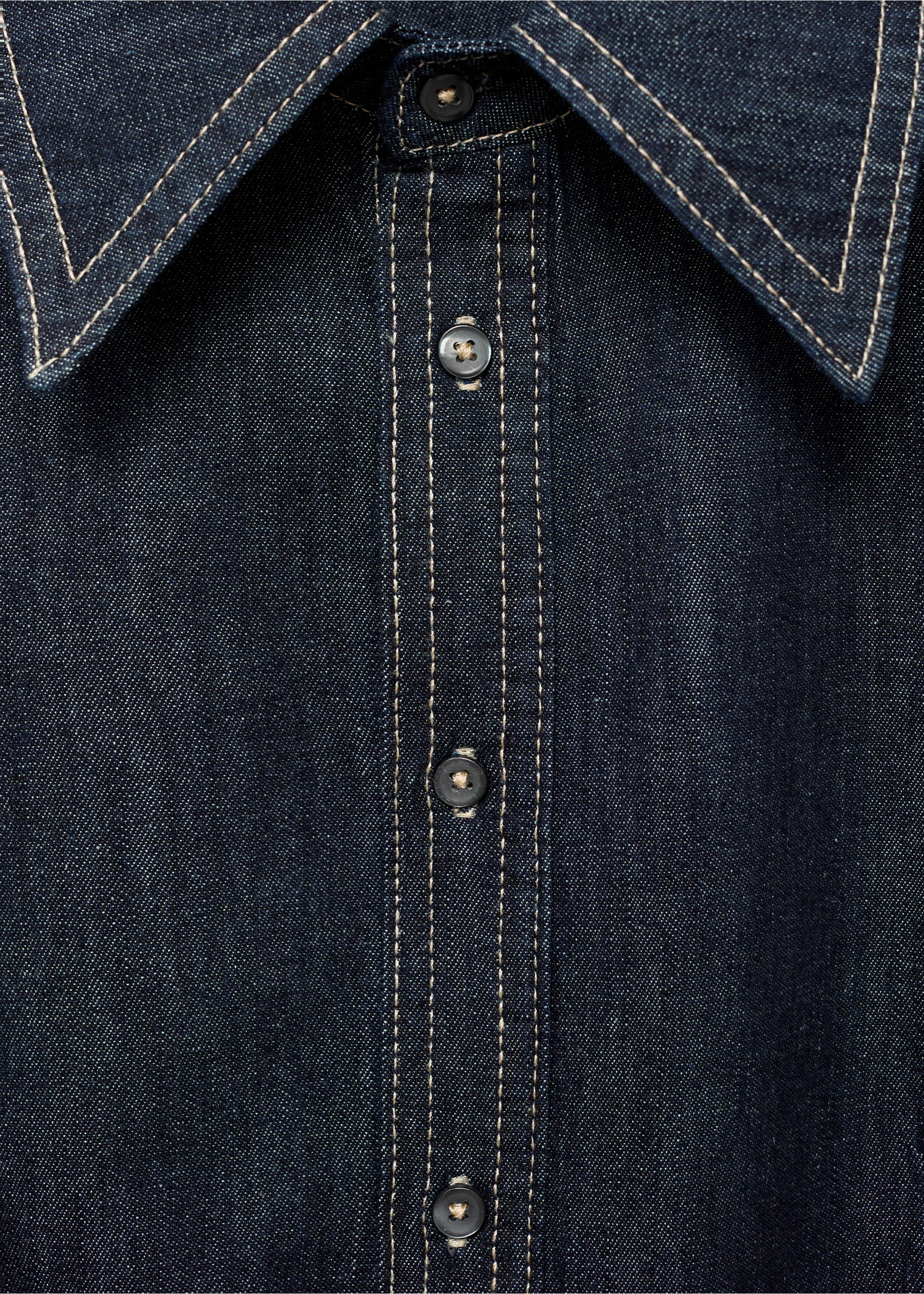 Denim shirt with seams - Details of the article 8, Open Blue. Ref: 17045815-00.