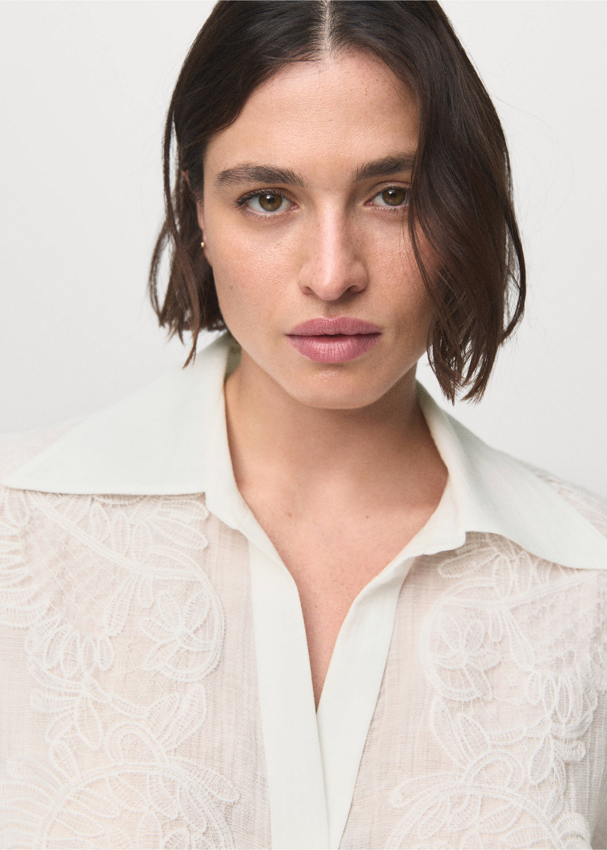 Lyocell shirt with patches - Details of the article 4, Off White. Ref: 17045816-00.