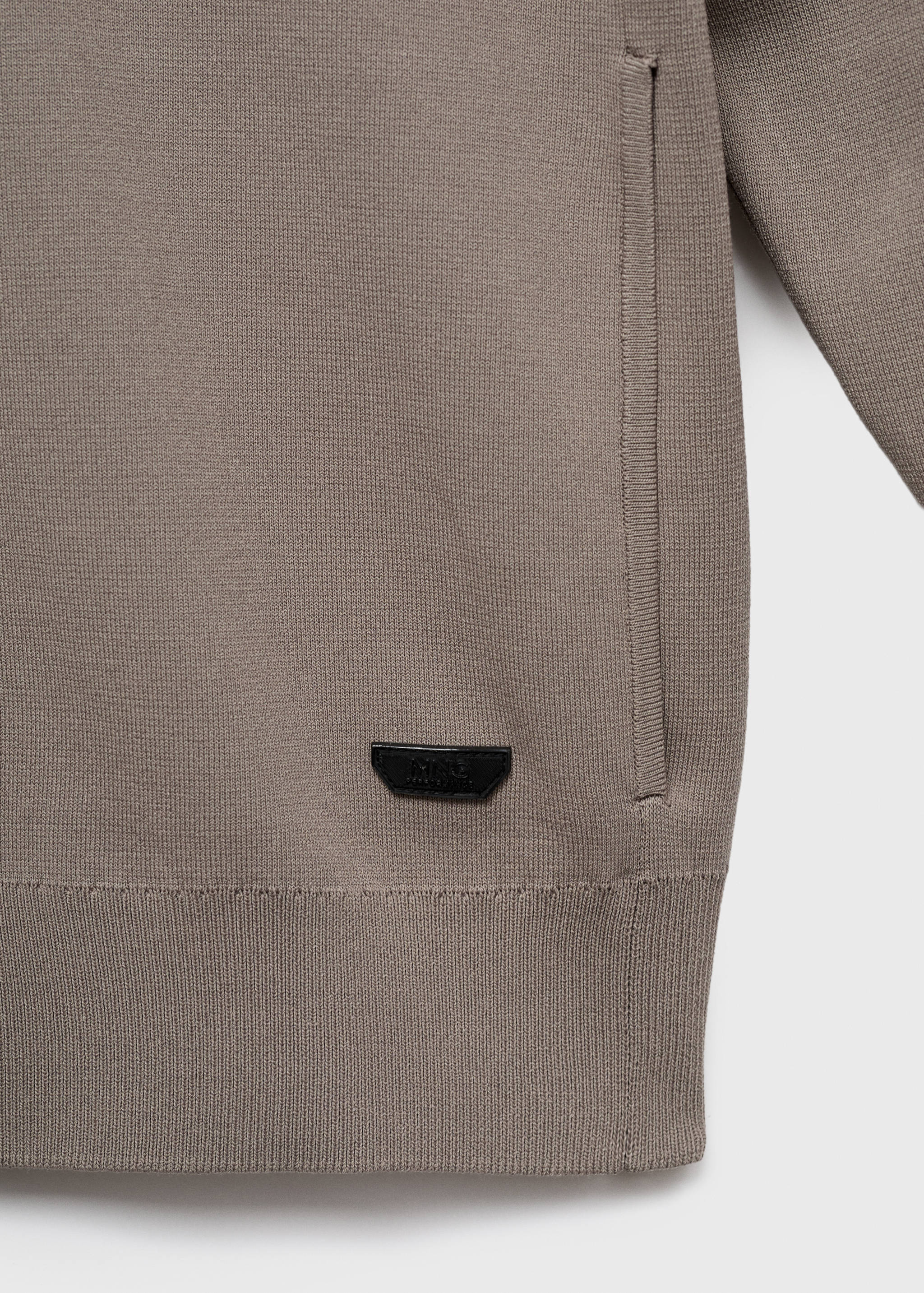 Thermoregulating zip-up sweatshirt - Details of the article 0