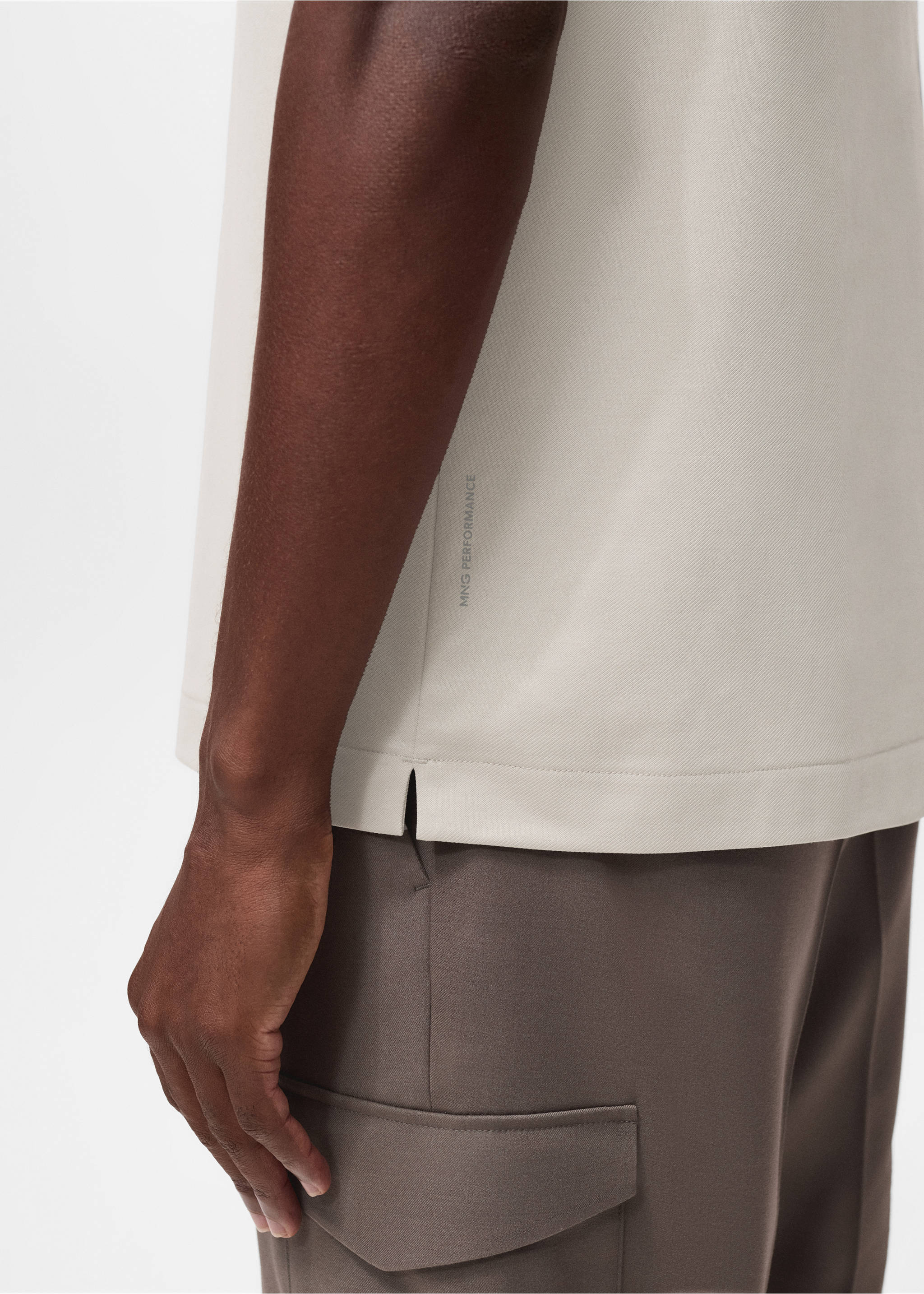 Regular-fit Thermolite® t-shirt - Details of the article 6, Ice Grey. Ref: 17045977-00.