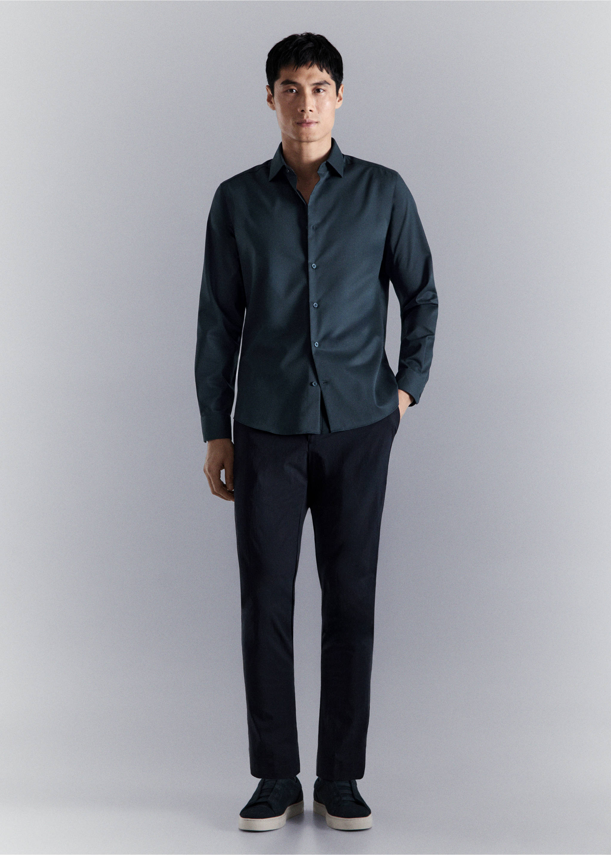 Chemise comfort stretch non-iron - Plan général, Bleu marine. Ref: 17045980-00.