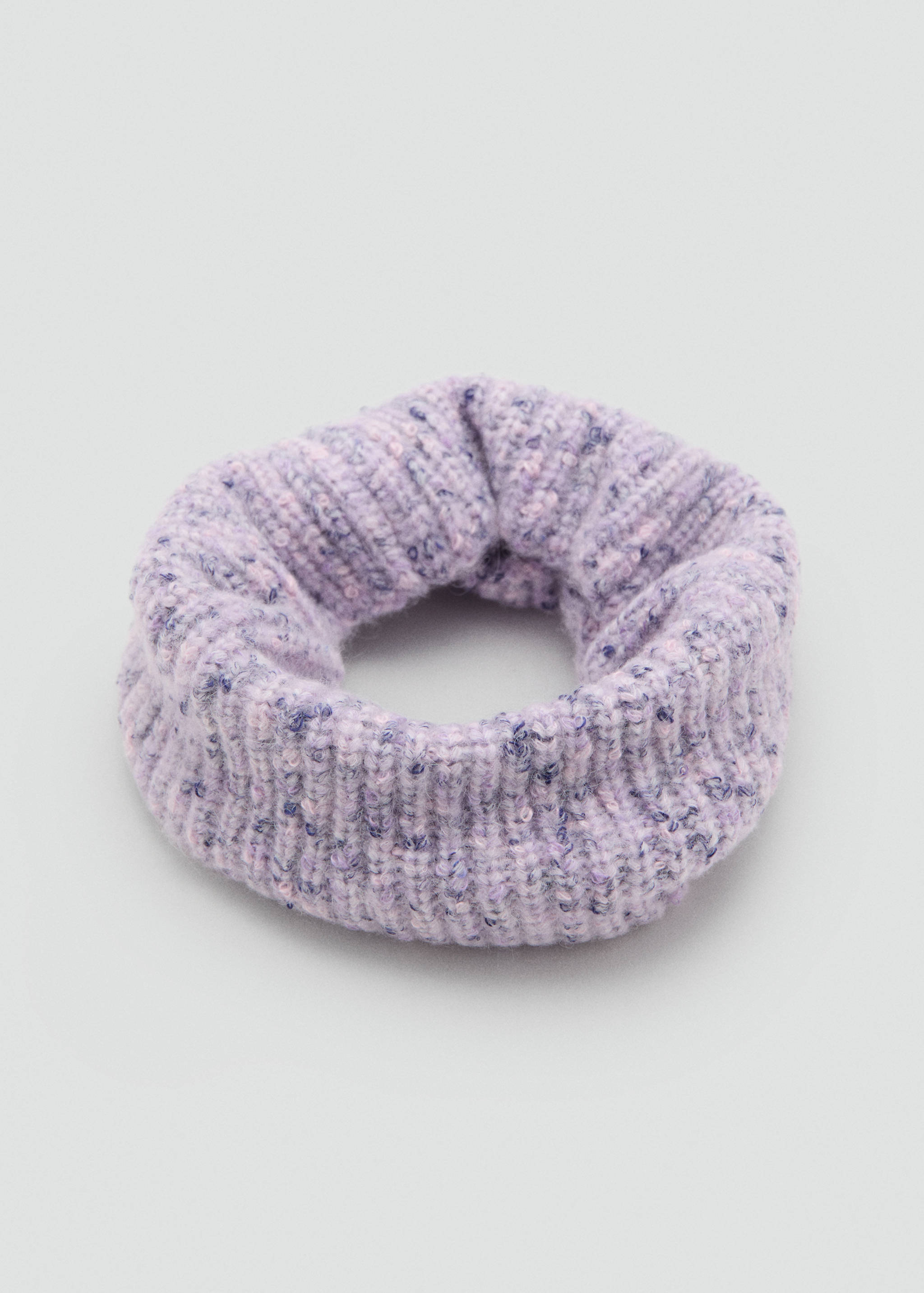 Flecked knit scarf - Details of the article 1