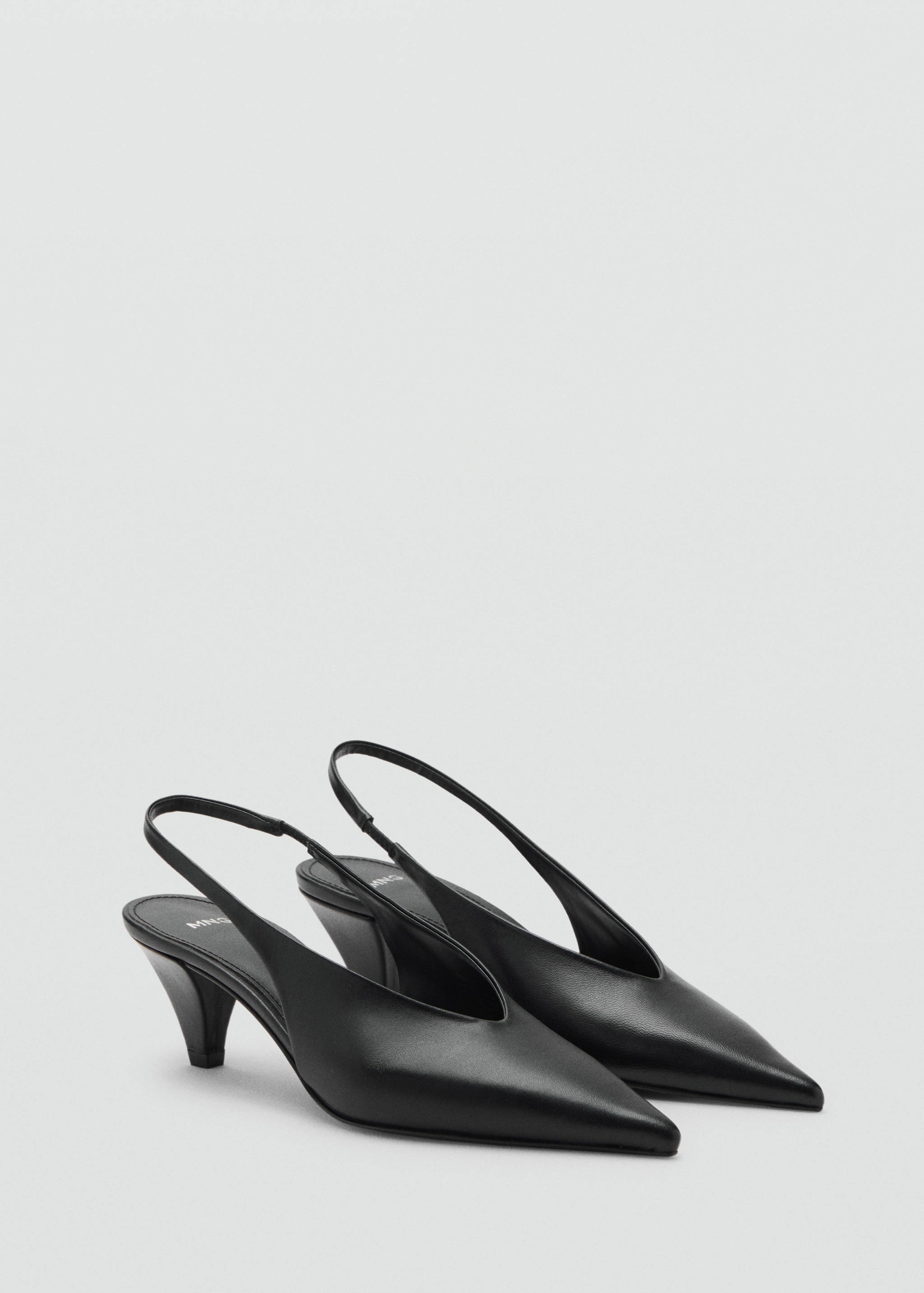 Zapato tacón piel punta - Plano medio