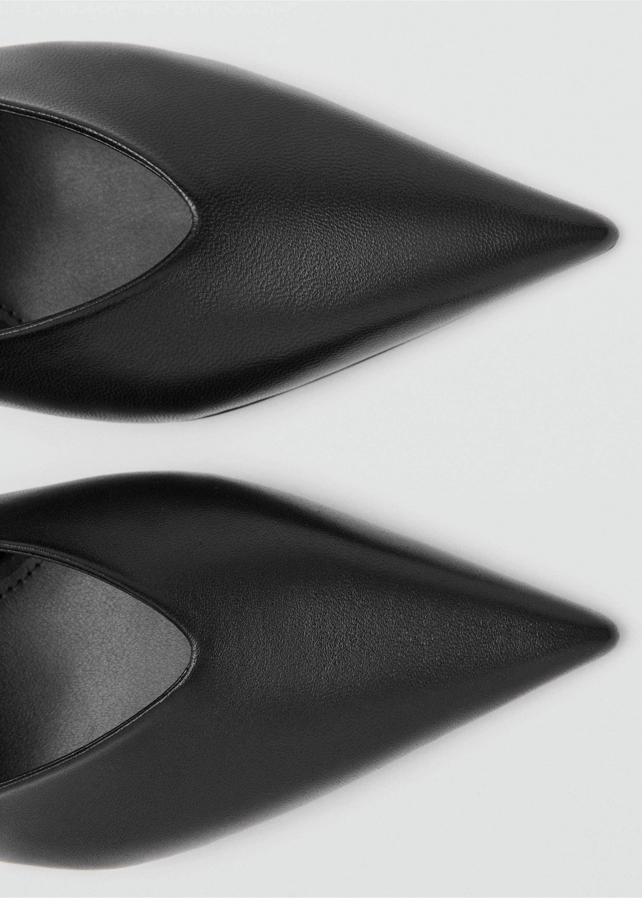 Zapato tacón piel punta - Detalle del artículo 2, Negro. Ref: 17046000-00.