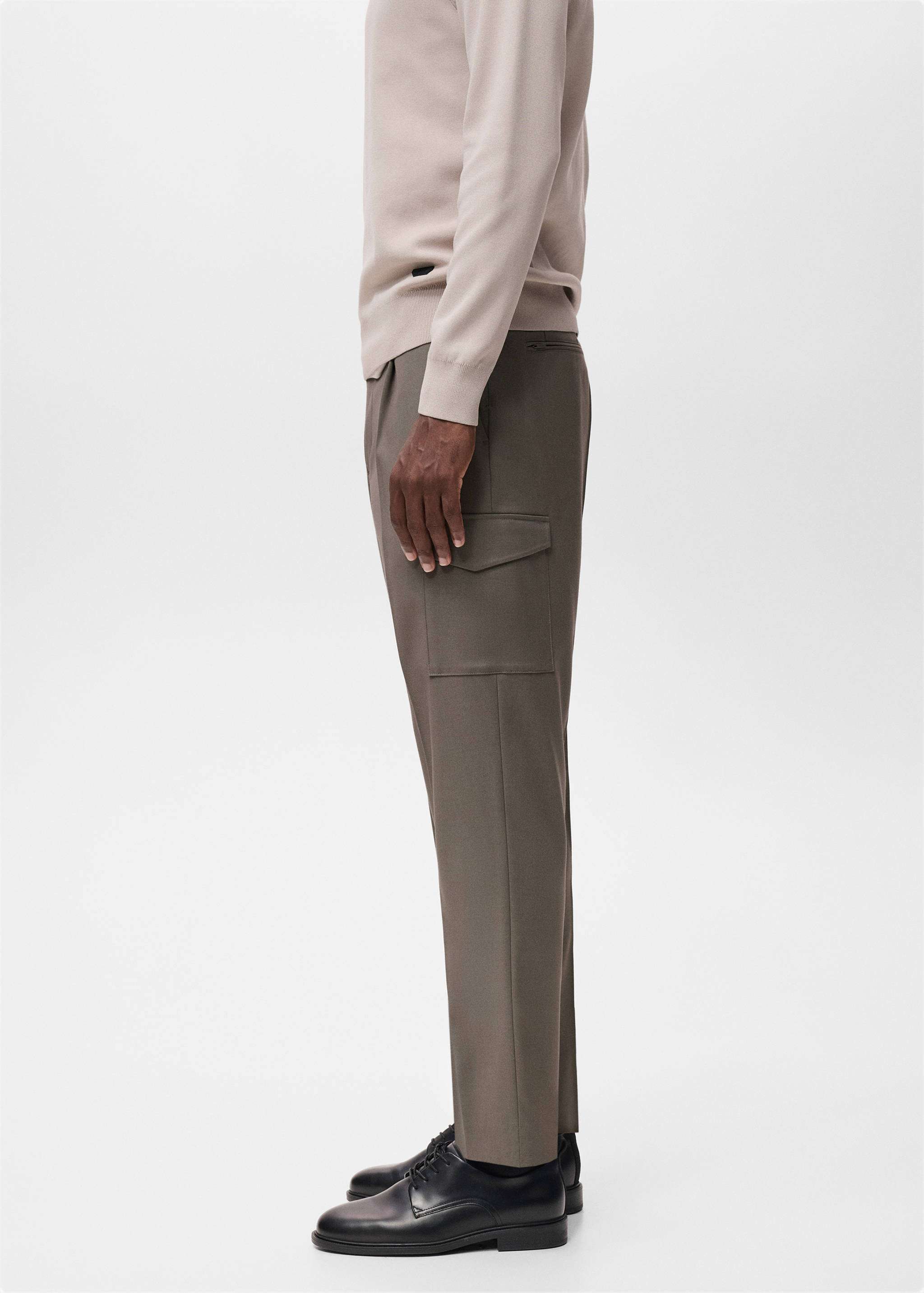 Slim-fit Thermolite® cargo trousers - Details of the article 2