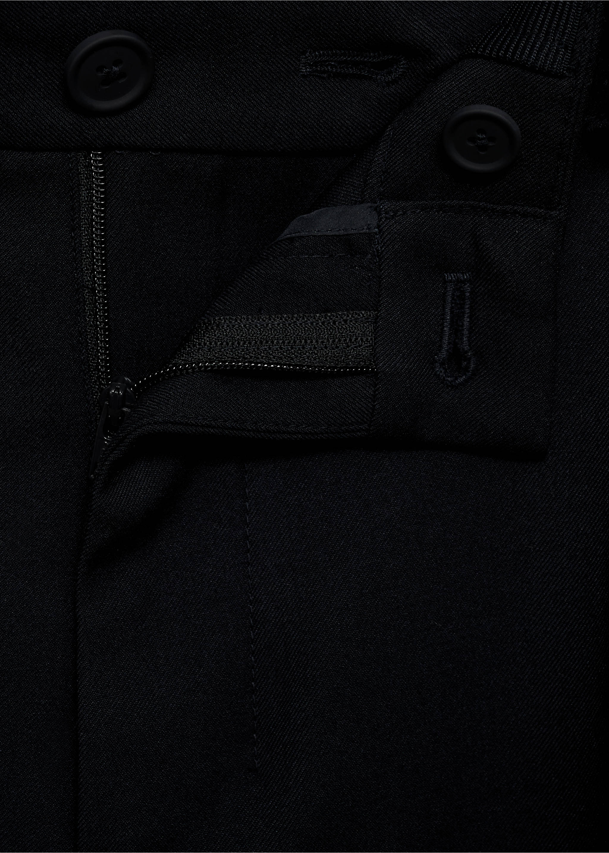 Slim-fit Thermolite® cargo trousers - Details of the article 8, Navy. Ref: 17046328-00.