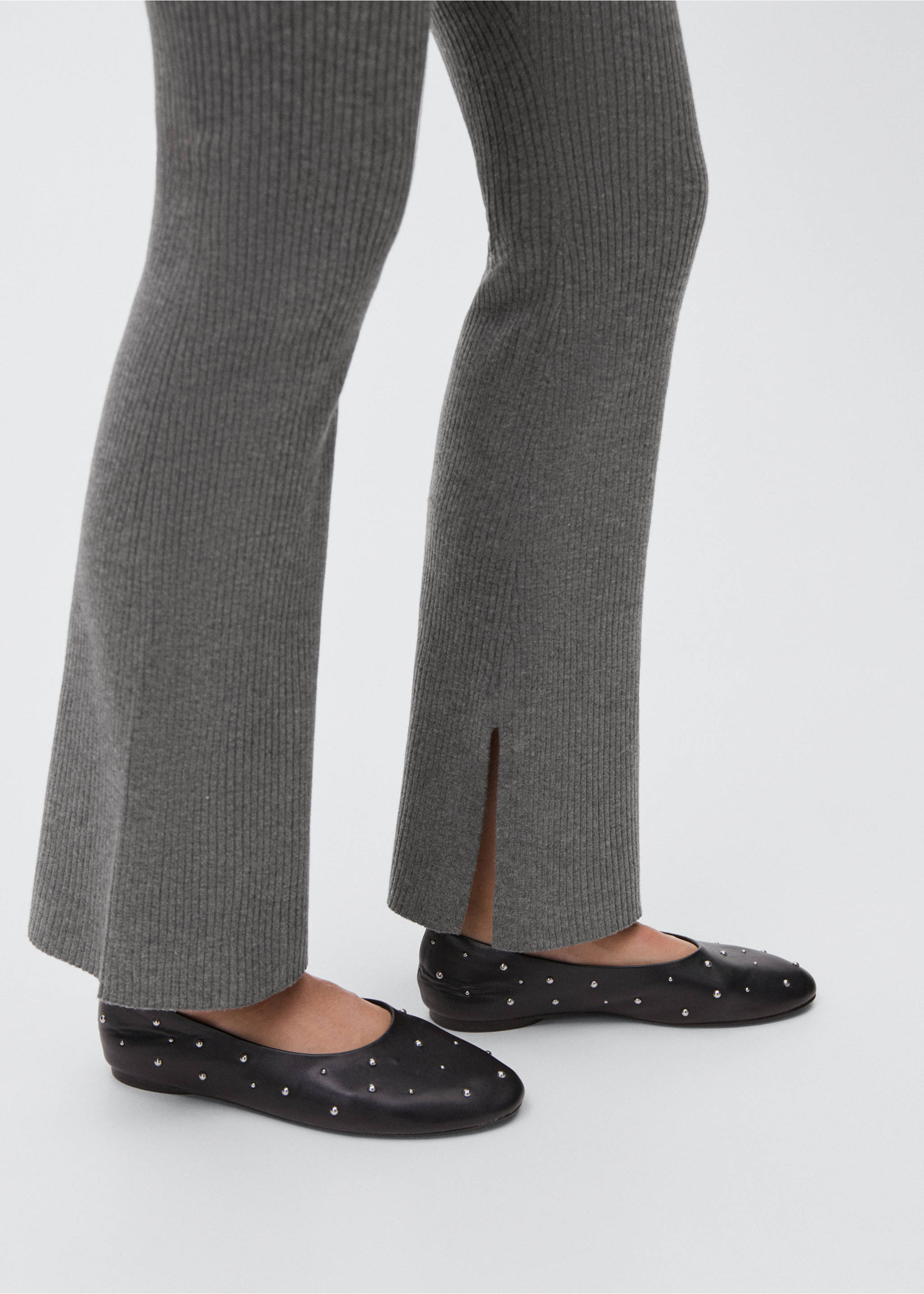 Pantalon côtelé évasé - Détail de l'article 3, Gris chiné foncé. Ref: 17046331-00.