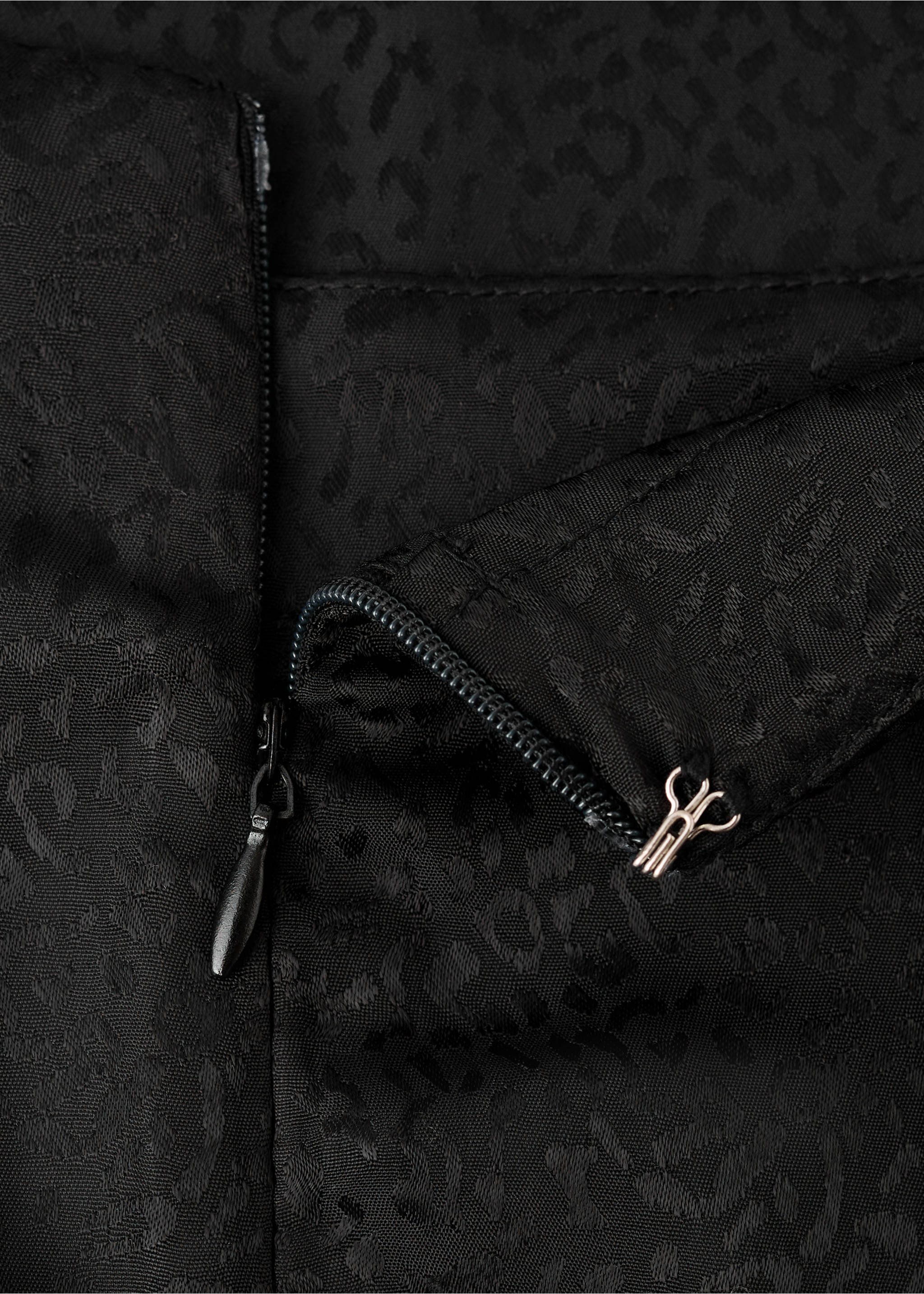 Long leopard-print skirt - Details of the article 8, Black denim. Ref: 17046334-00.