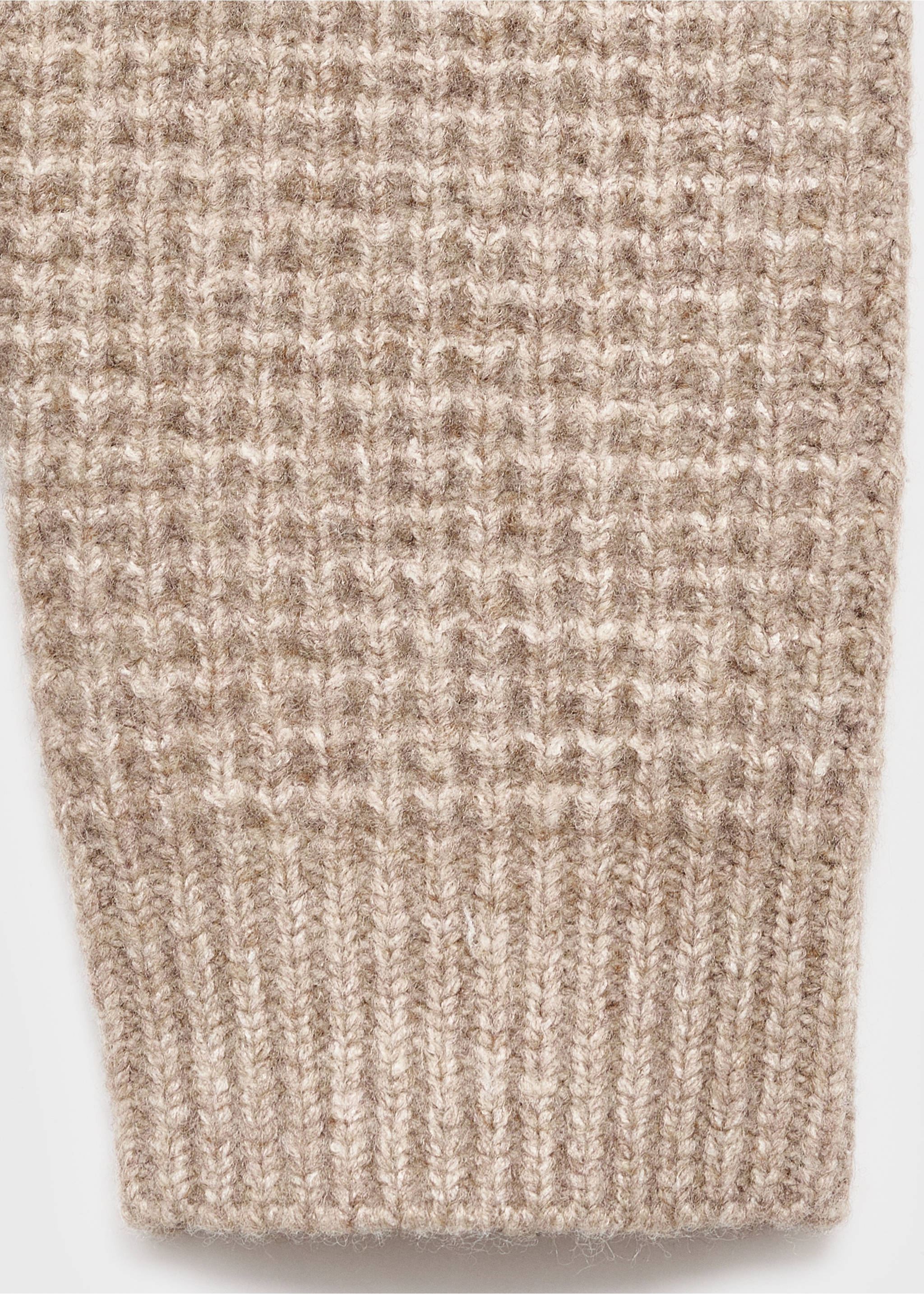Chunky-knit sweater - Details of the article 8, Medium Brown. Ref: 17046339-00.