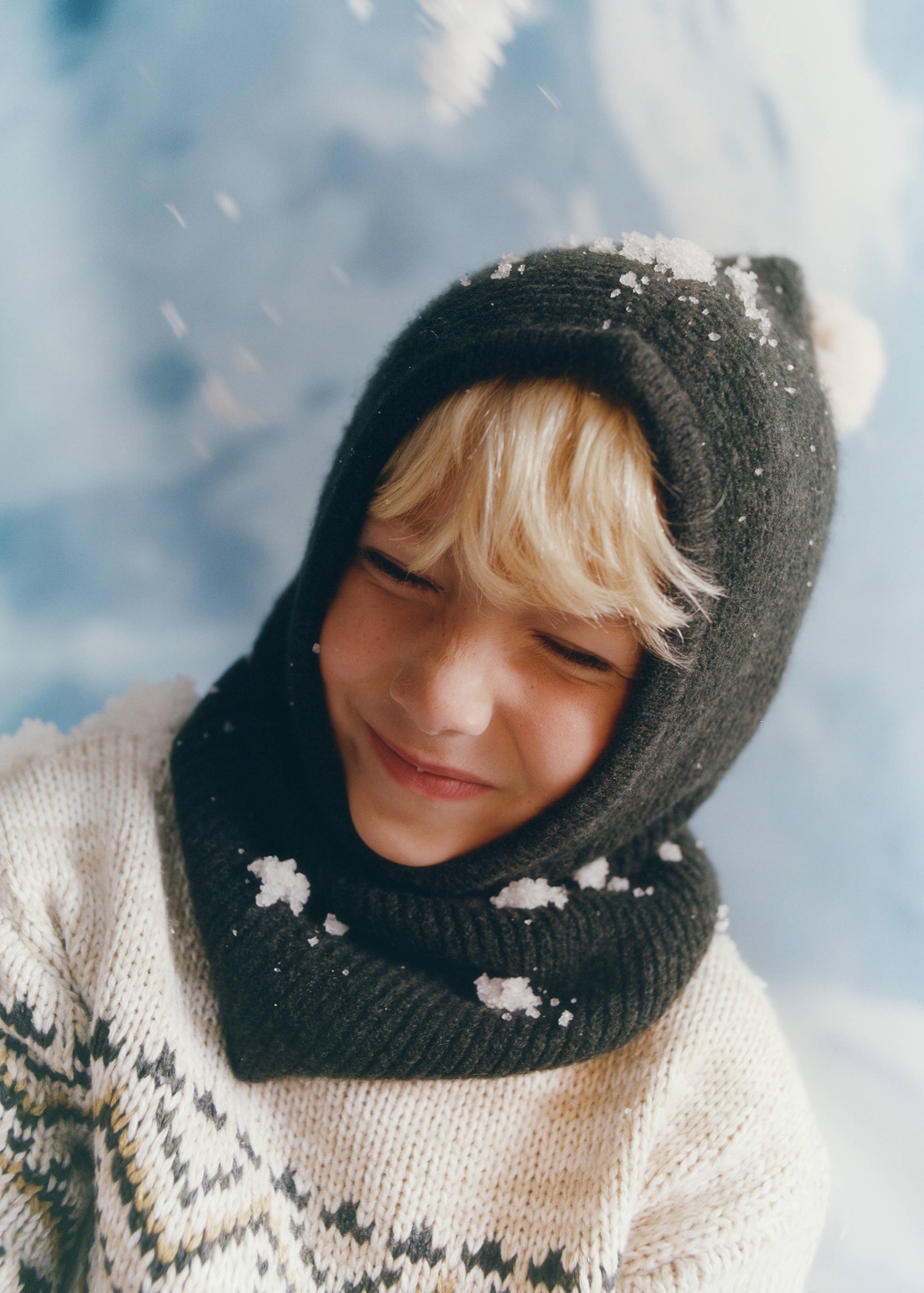 Bobble-knit balaclava - Details of the article 5