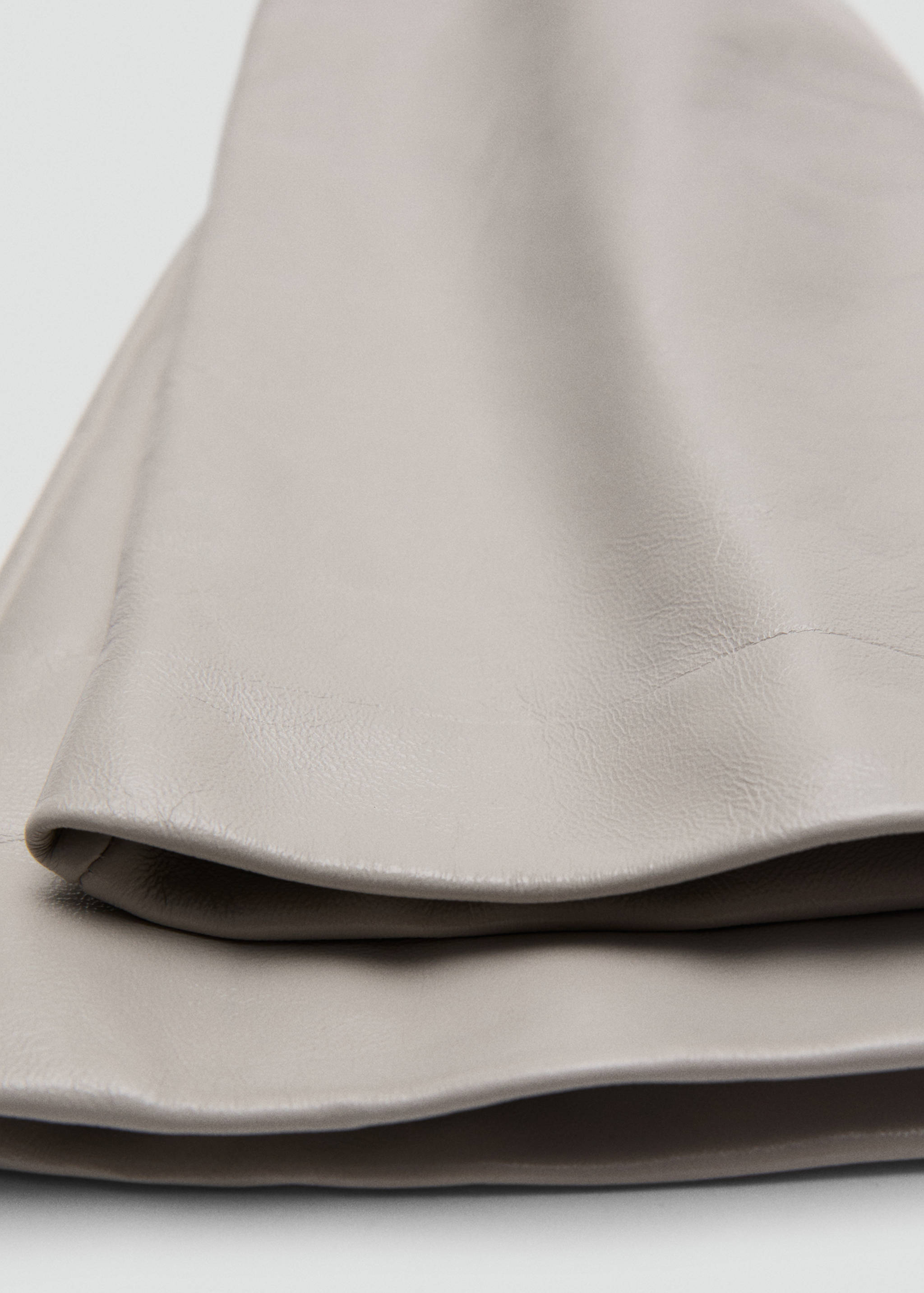 Leather long gloves - Details of the article 1