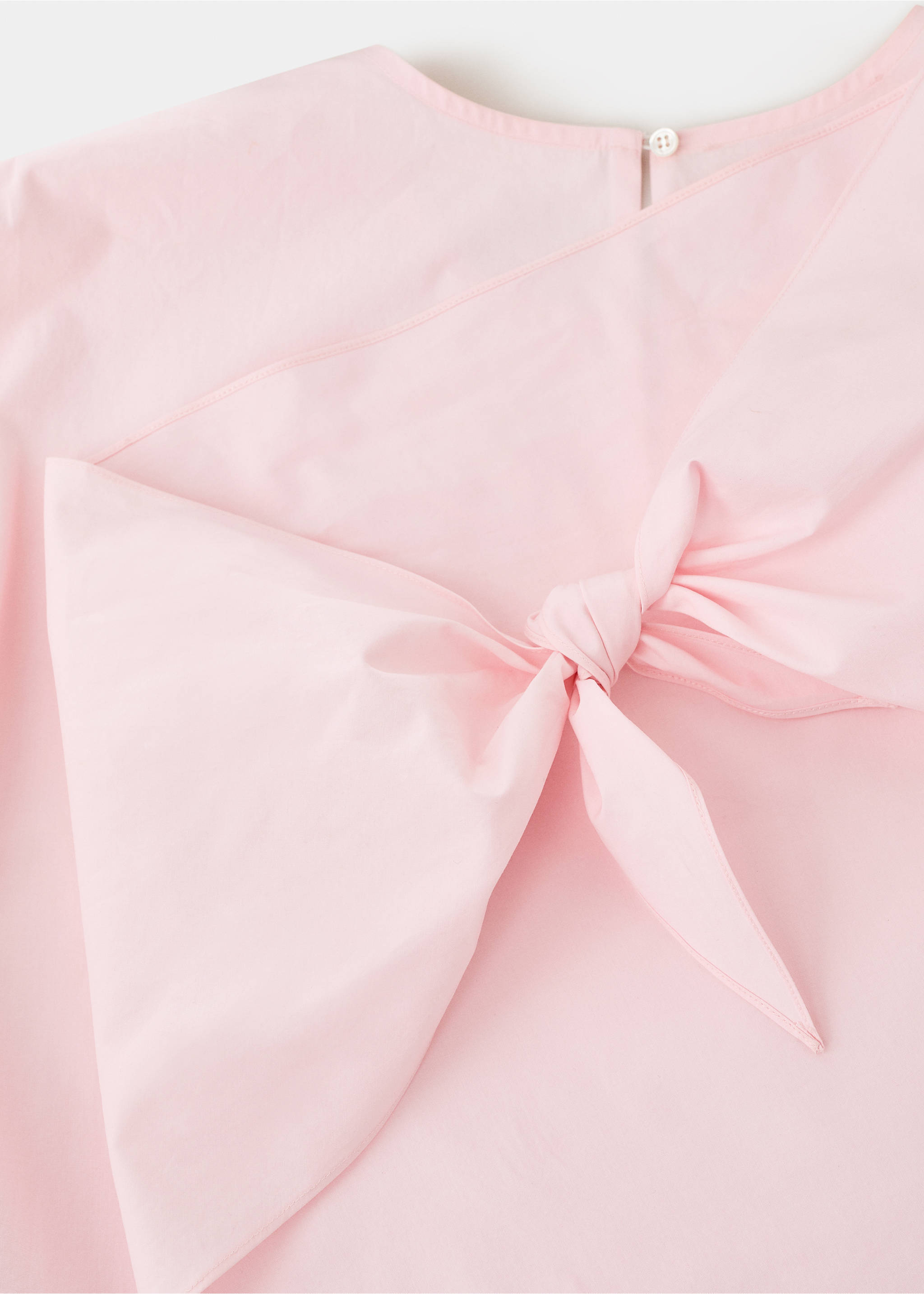 Poplin blouse with handkerchief - Details of the article 8, Pastel Pink. Ref: 17046360-00.