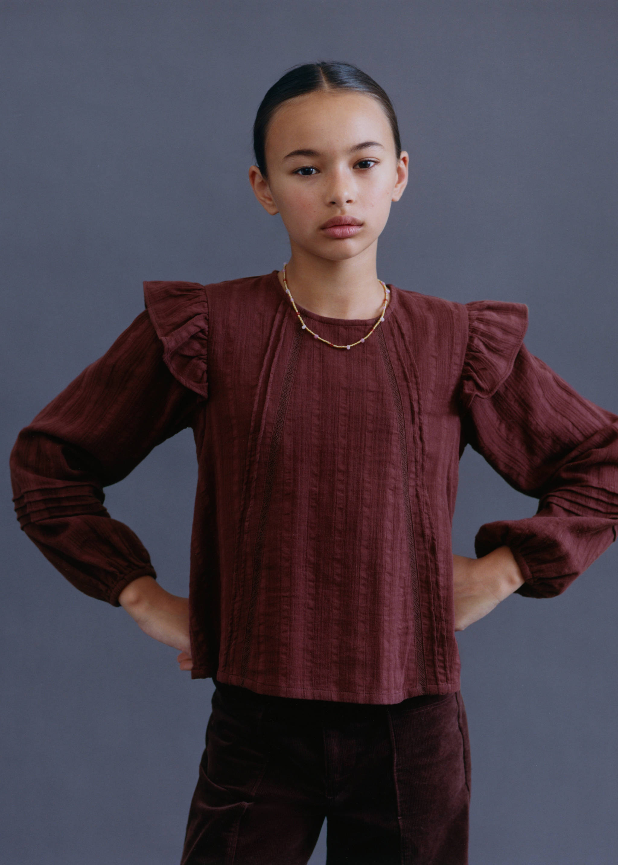 Blouse with pleat detail - Details of the article 5