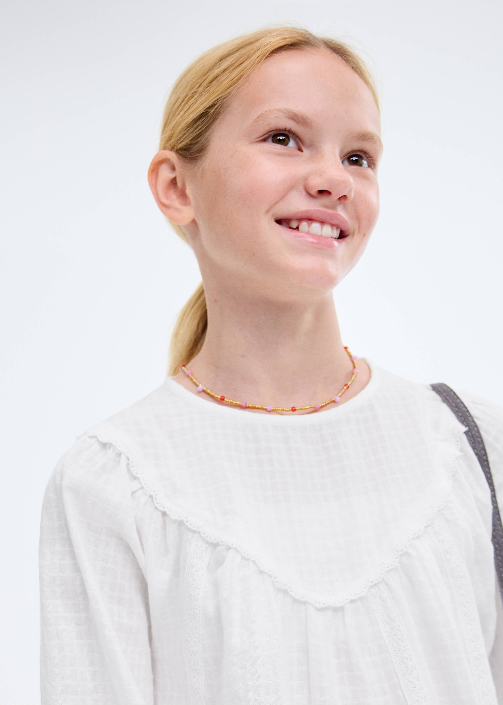 Blouse with lace trim details - Details of the article 1, White. Ref: 17046726-00.